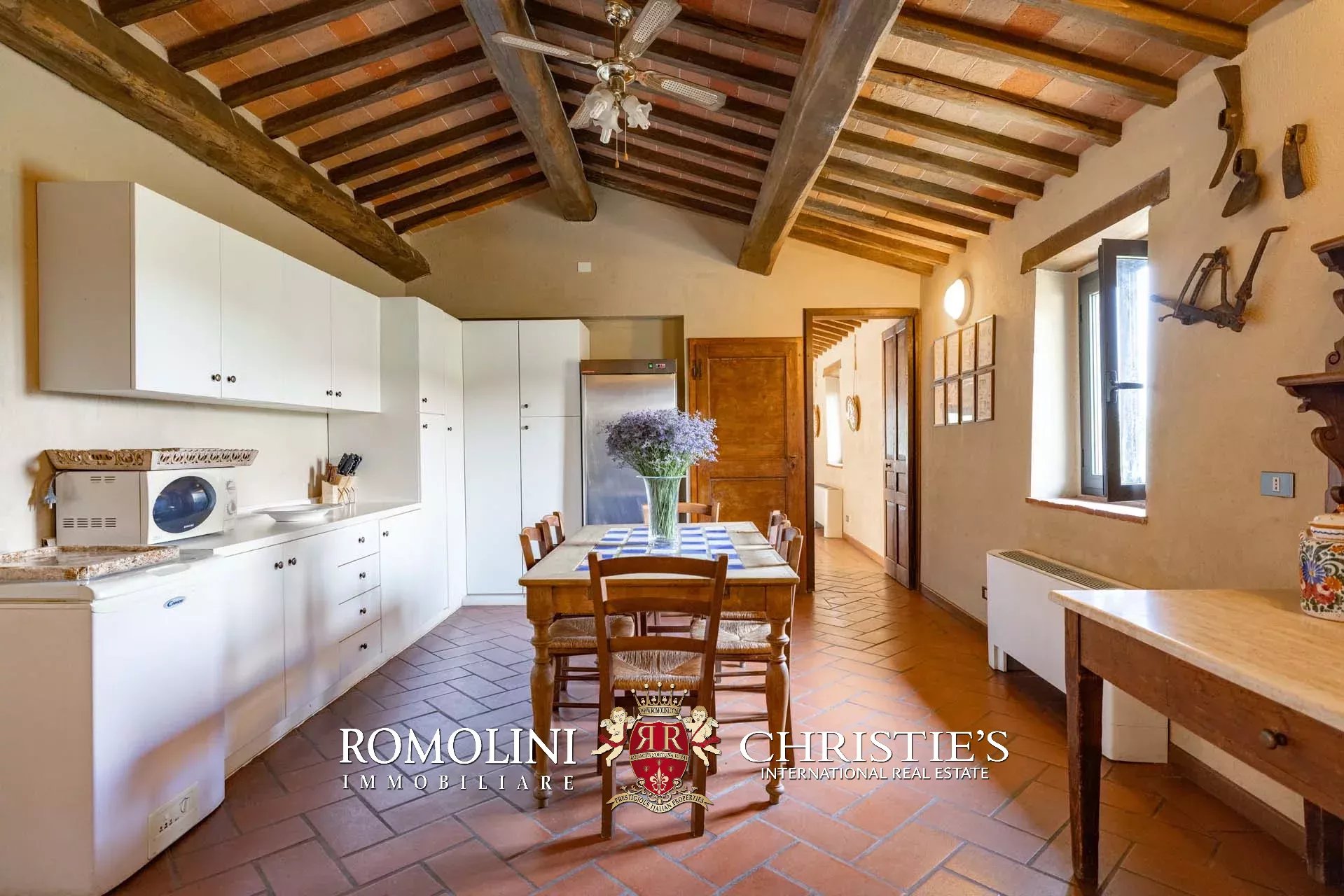 10 Bedroom Villa/Townhouse's Image 49
