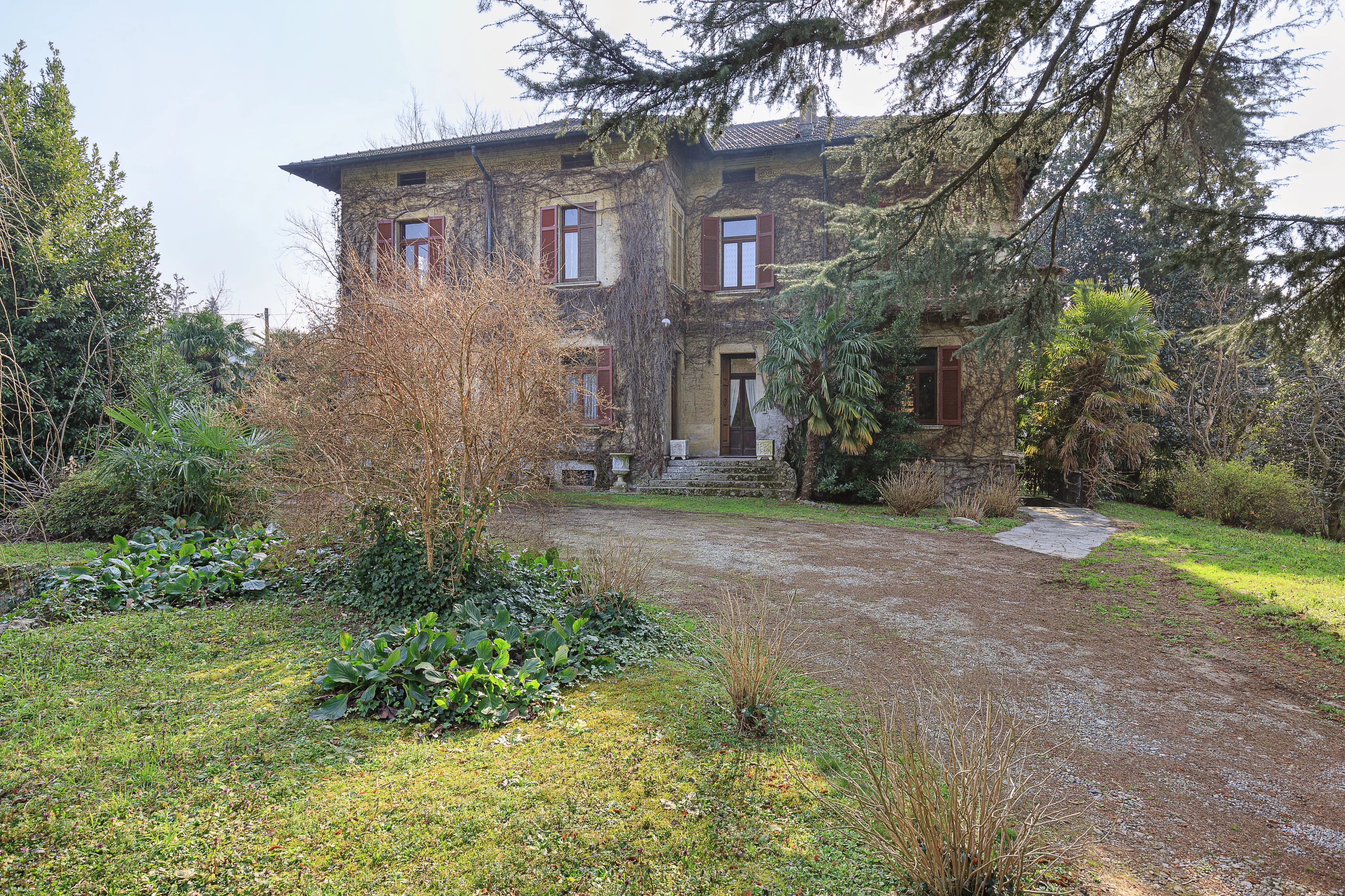 Exclusive Villa historique entourée d’un jardin privé luxuriant - picture 4 title=