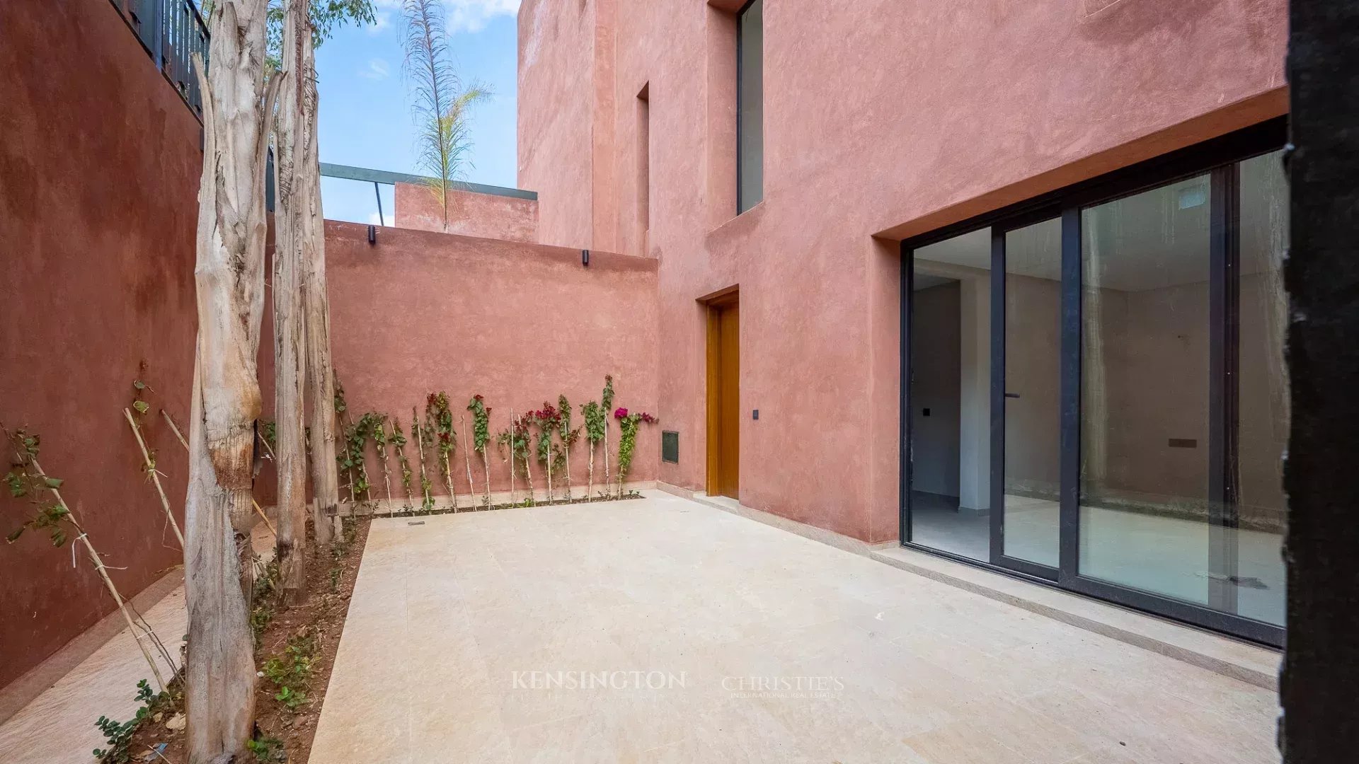 5 Bedroom Villa/Townhouse's Image 27