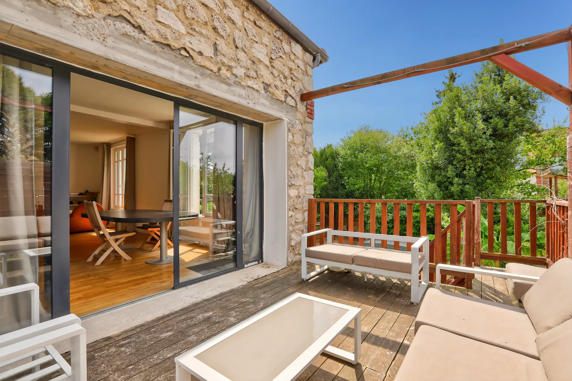 Rueil-Malmaison - ENTRE CENTRE ET RER