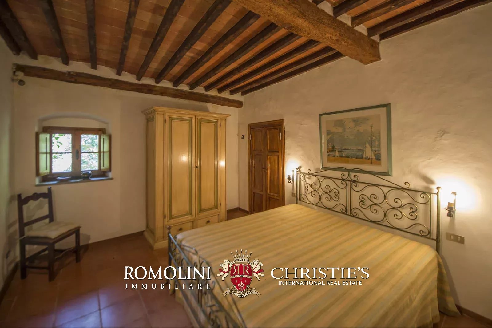 20 Bedroom Vineyard's Image 52