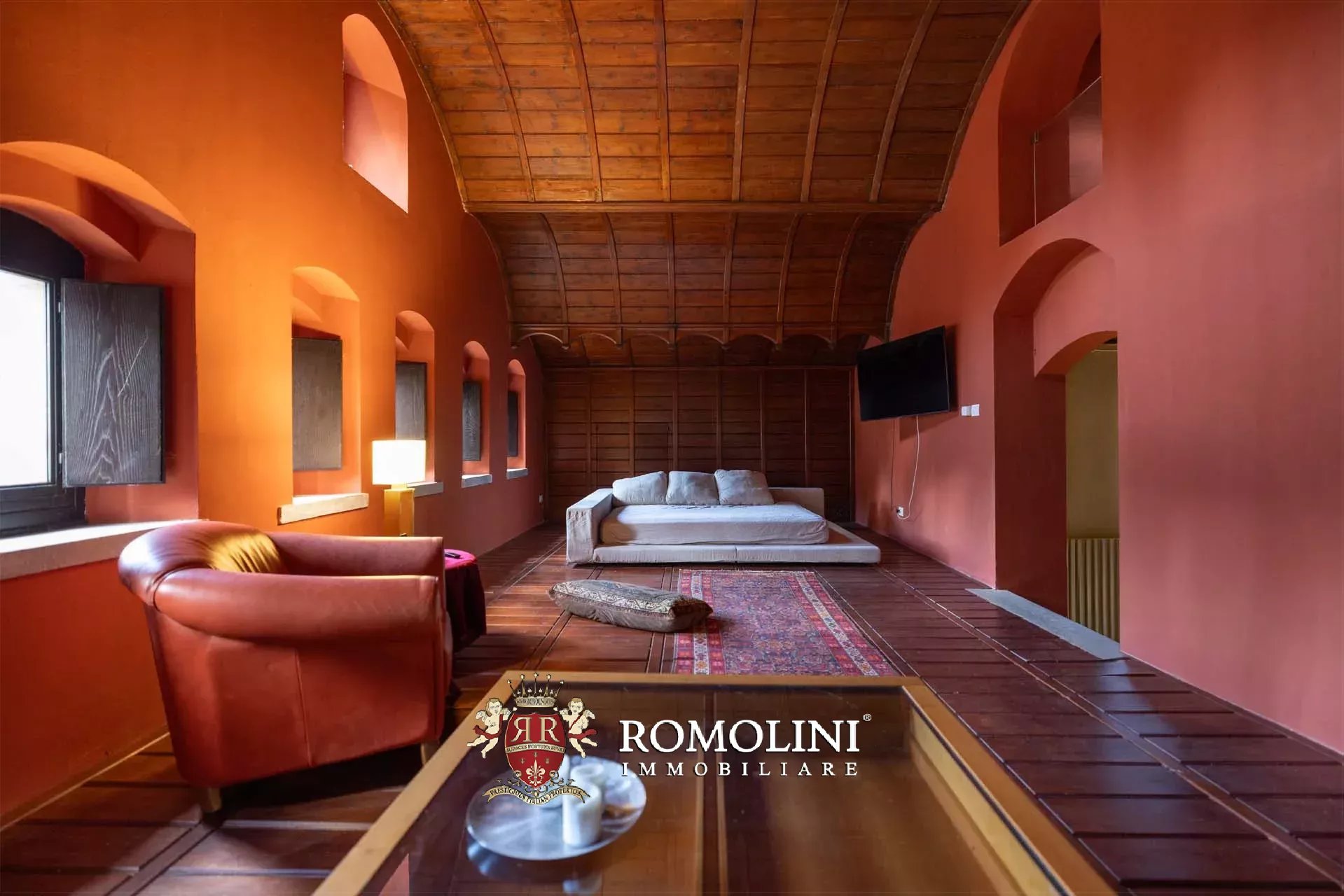 35 Bedroom Chateau's Image 65