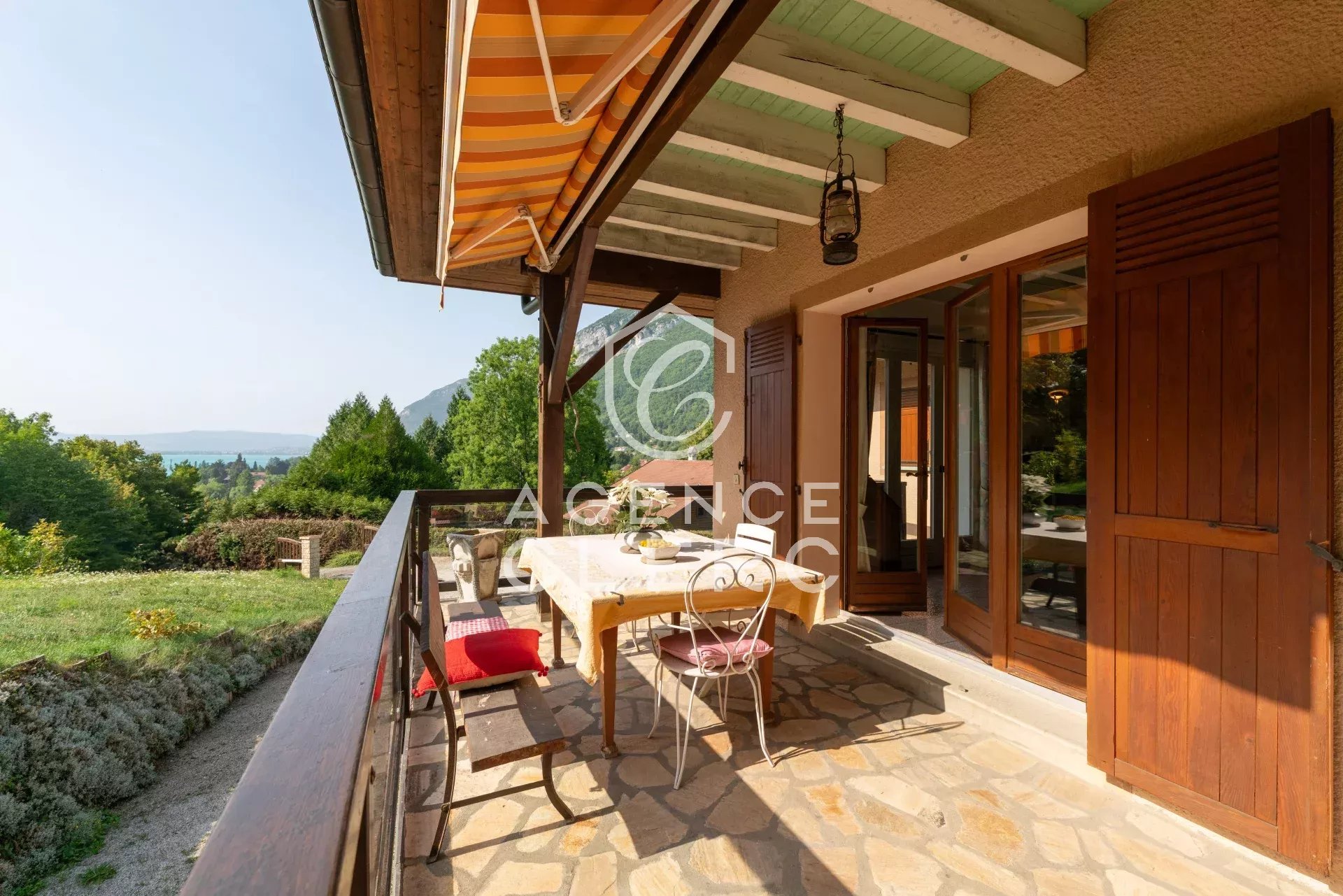 5 Bedroom Villa/Townhouse's Image 8