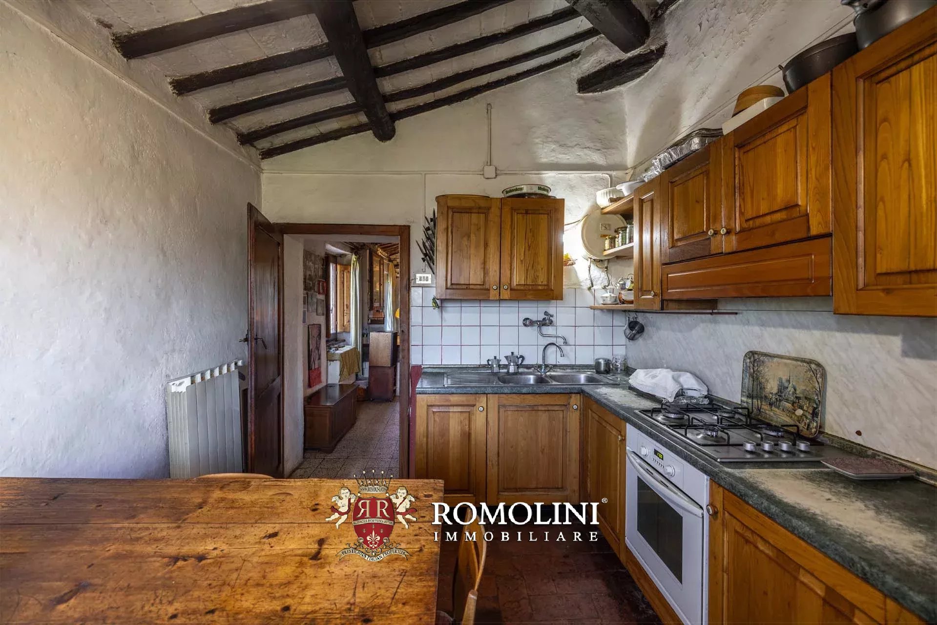 6 Bedroom Villa/Townhouse's Image 35