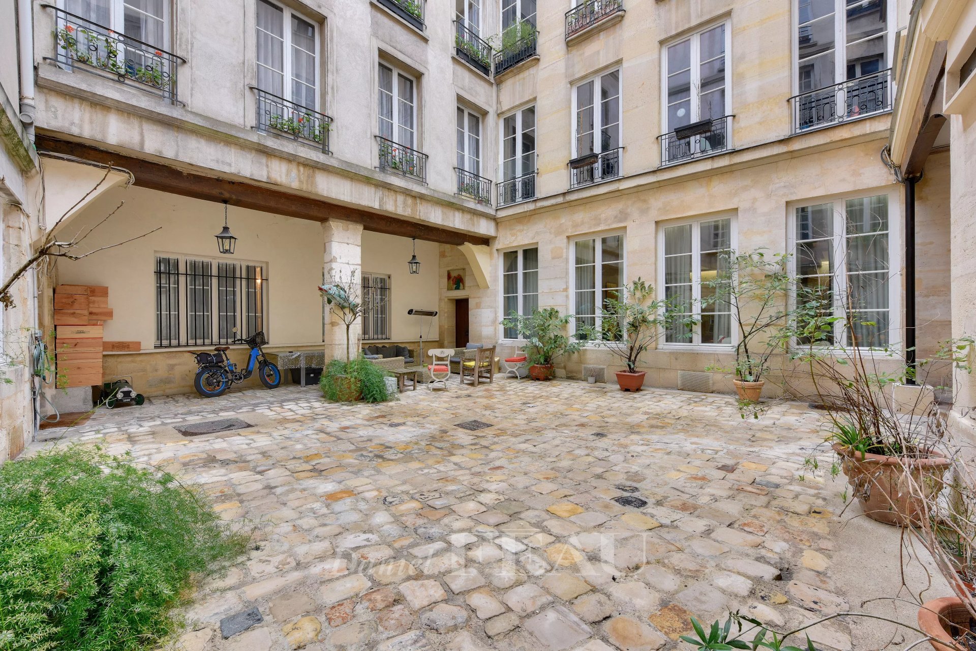 3 Bedroom Apartment/Flat's Image 3