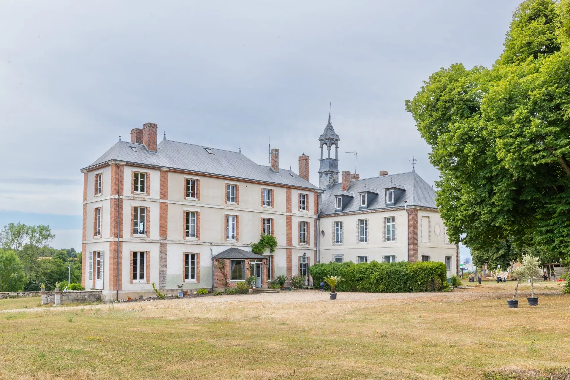 Saint-Fargeau - YONNE - PUISAYE