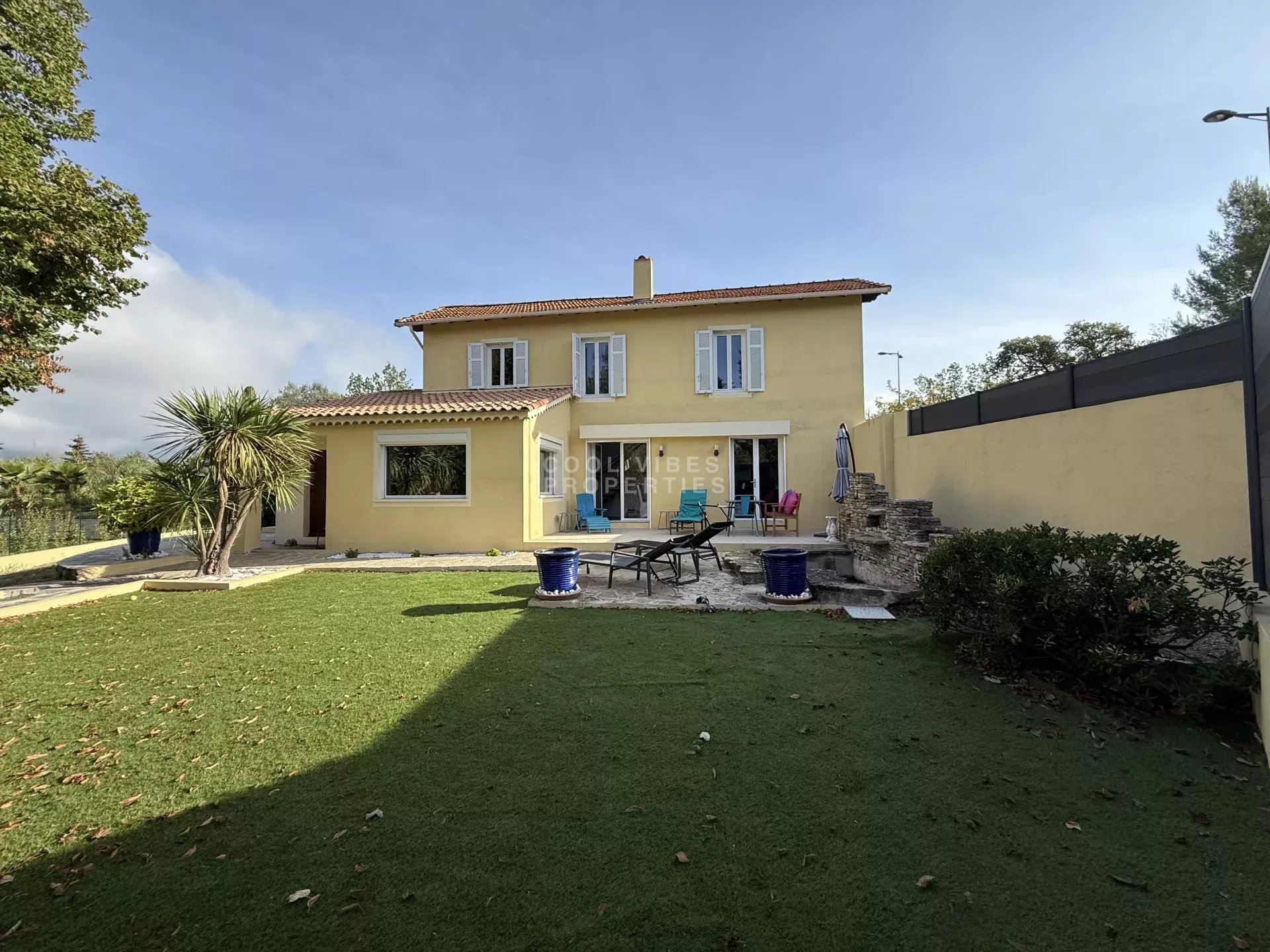 Mouans Sartoux : Villa 4/5 rooms