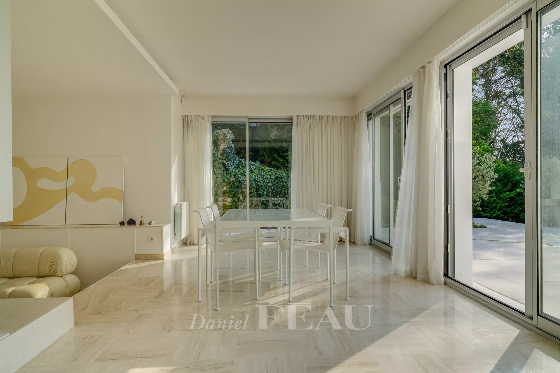 4 Bedroom Villa/Townhouse's Image 4
