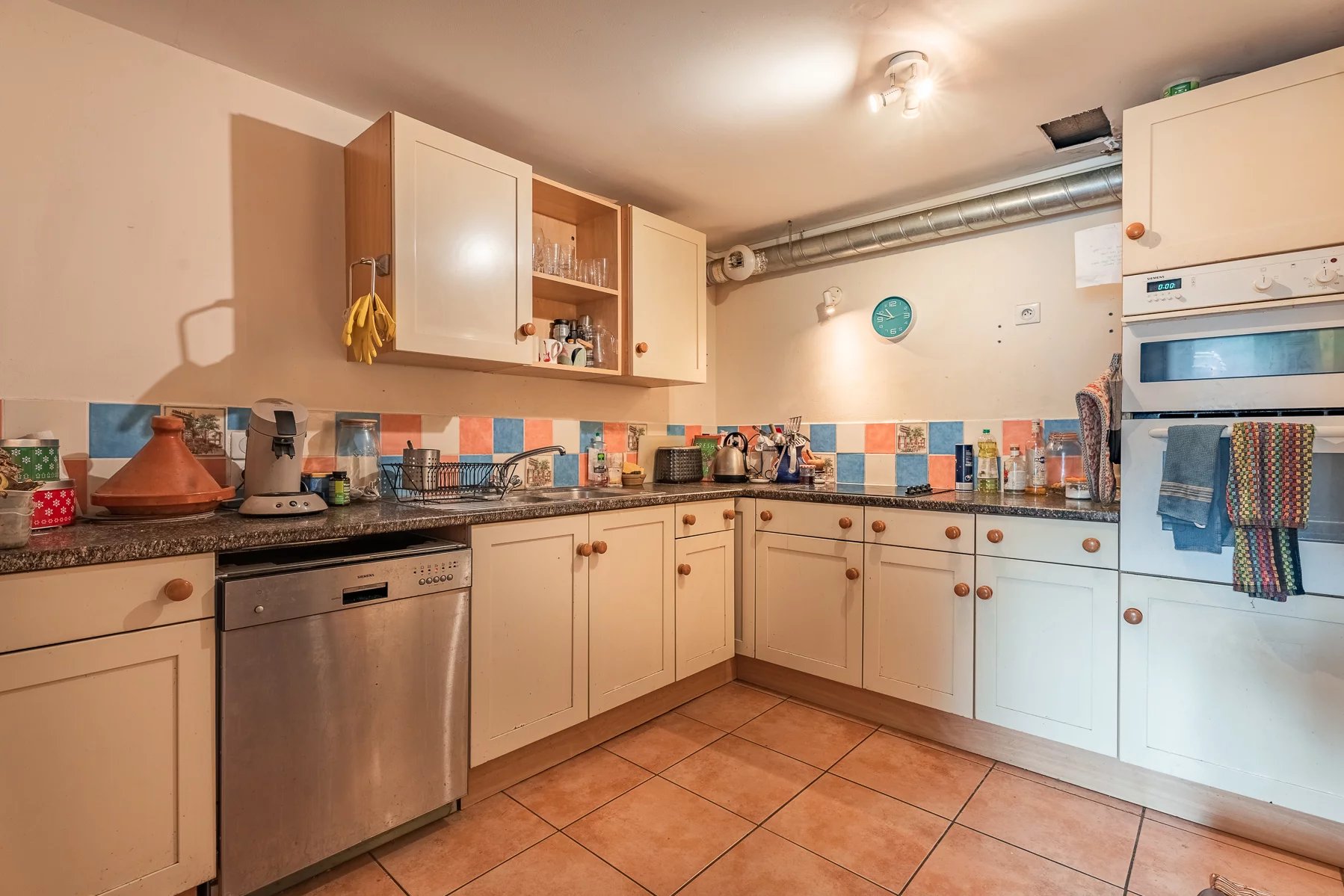 Photo of MORZINE - Large 8 bedroom chalet in Morzine