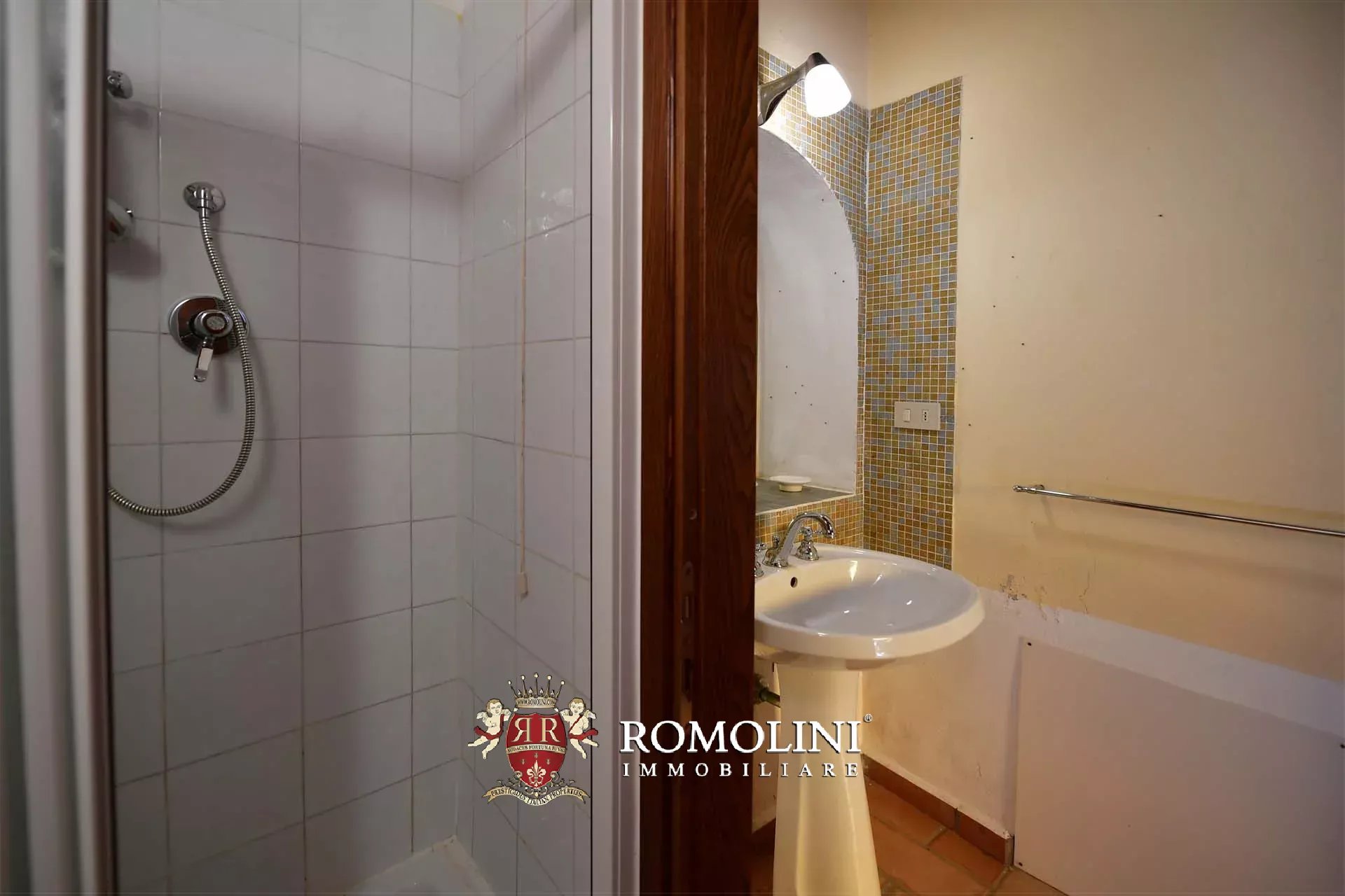 8 Bedroom Villa/Townhouse's Image 58