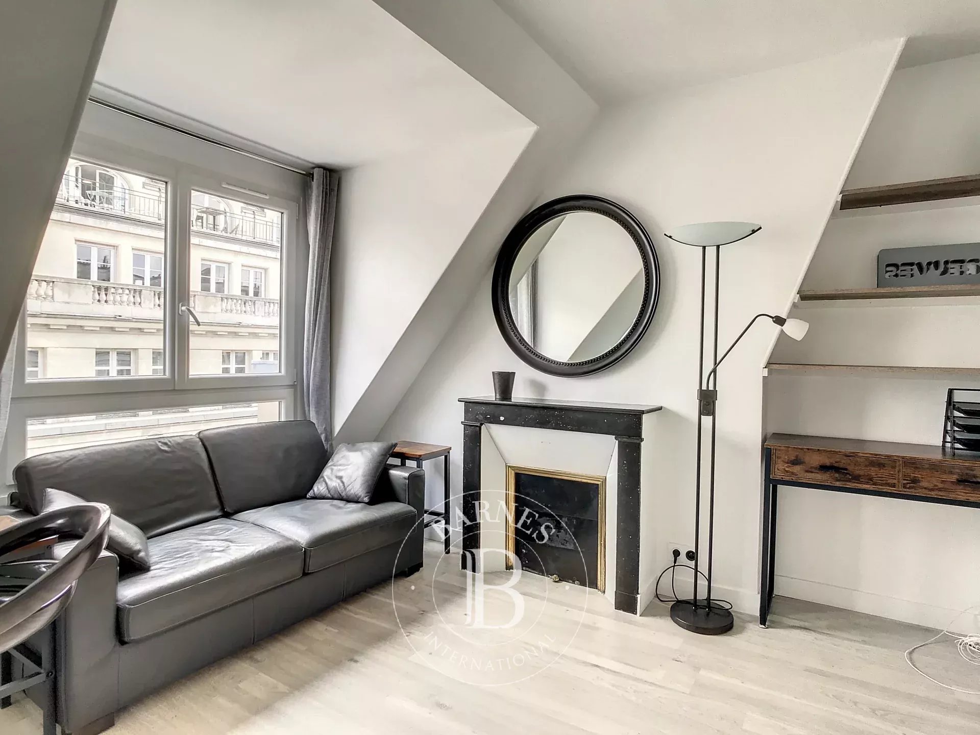 Daire Paris 9ème - picture 6