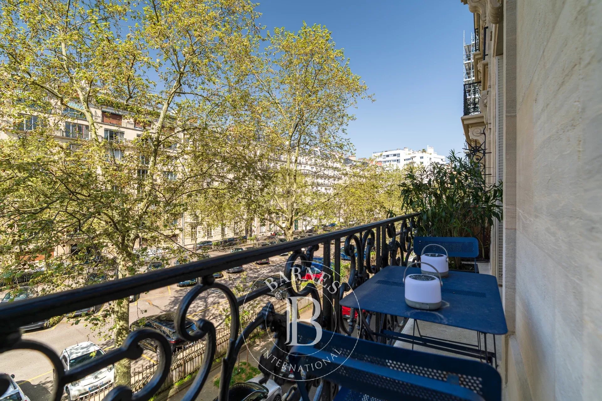 Apartment Paris 75016  -  ref 86911637 (picture 1)