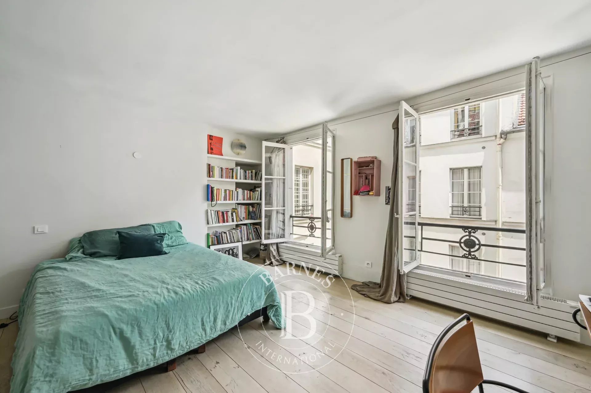 Daire Paris 6ème - picture 10