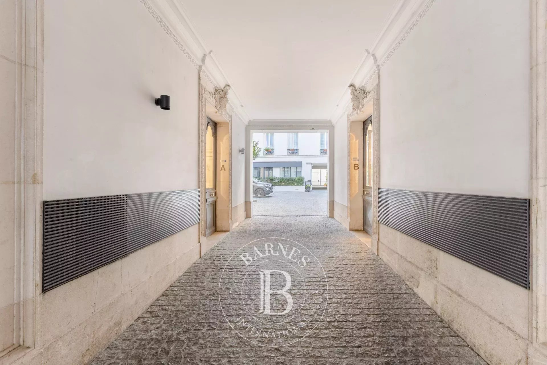 Daire Paris 2ème - picture 13