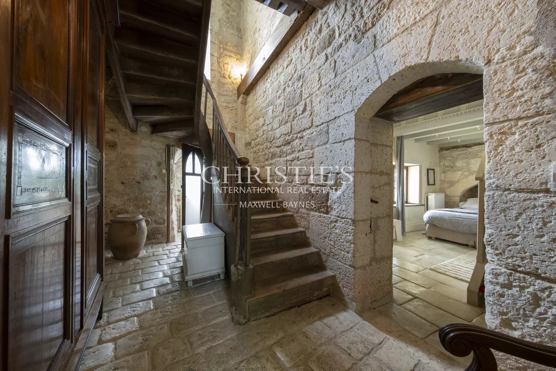 7 Bedroom Chateau's Image 18