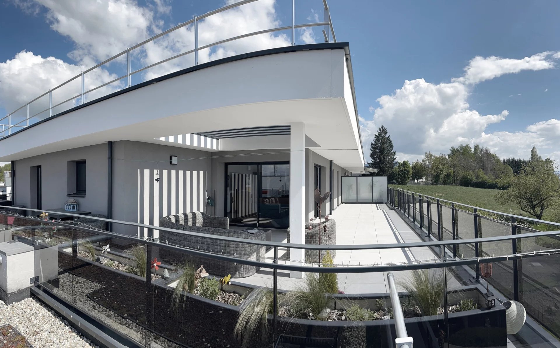 EXCLUSIVITE : BEL ATTIQUE A CRUSEILLES