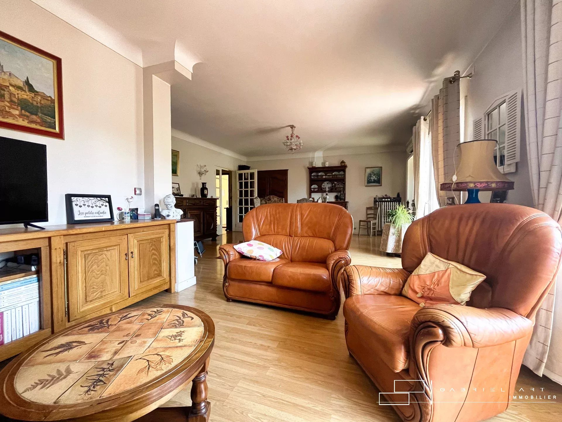Agence immobilière de 