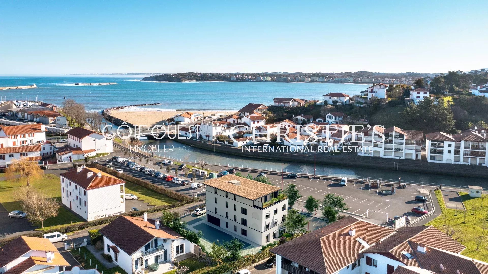 For sale Urrugne Socoa - A new 4-room apartment with a loggia