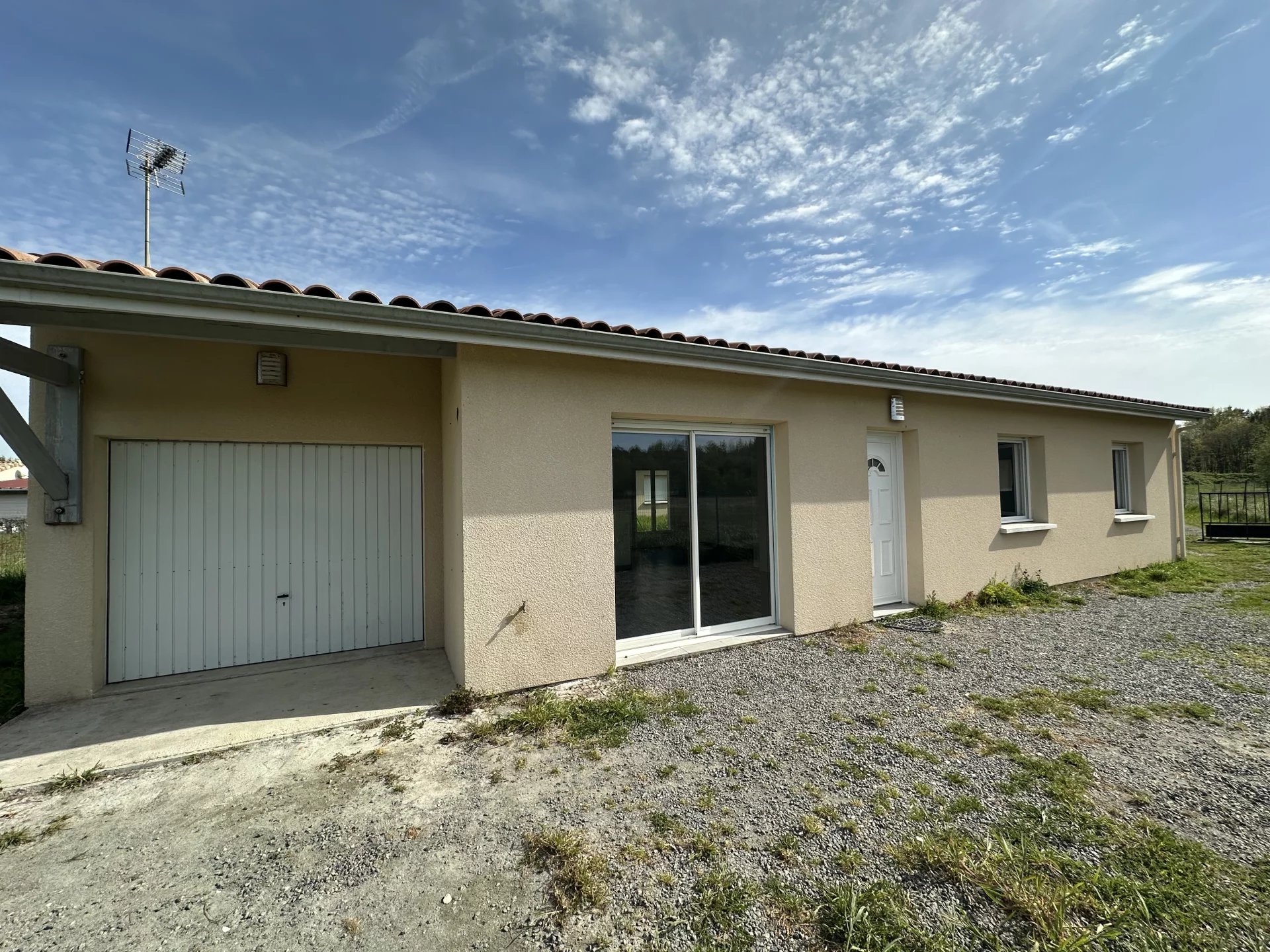 Agence immobilière de ROSER BEATRICE