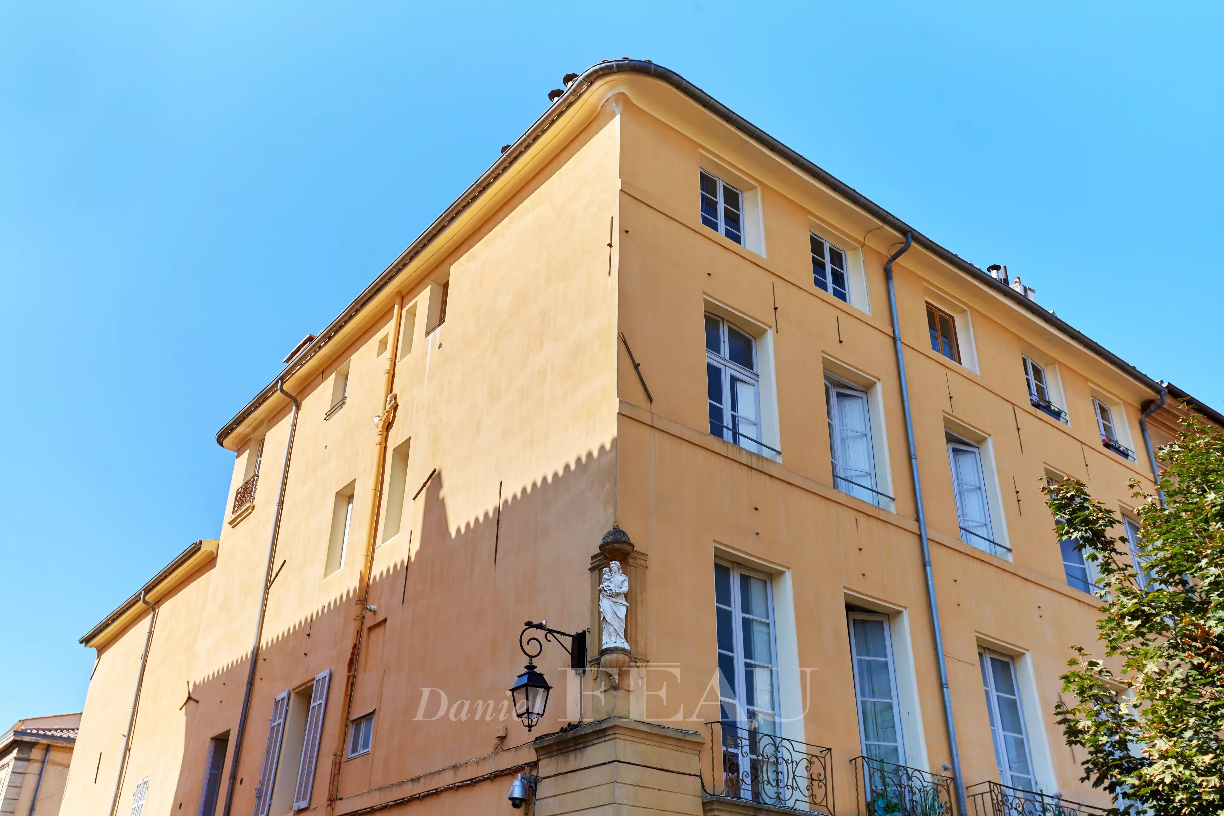 Aix-en-Provence - Cours Mirabeau