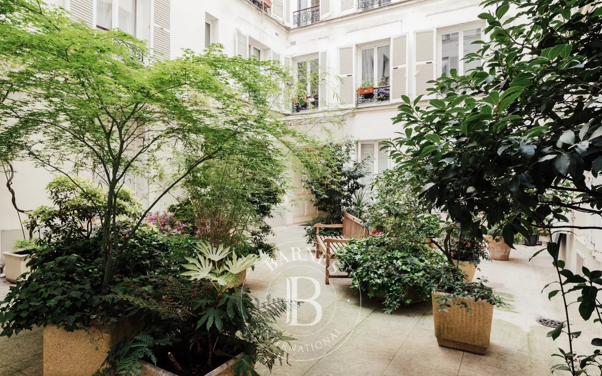 Daire Paris 9ème - picture 13