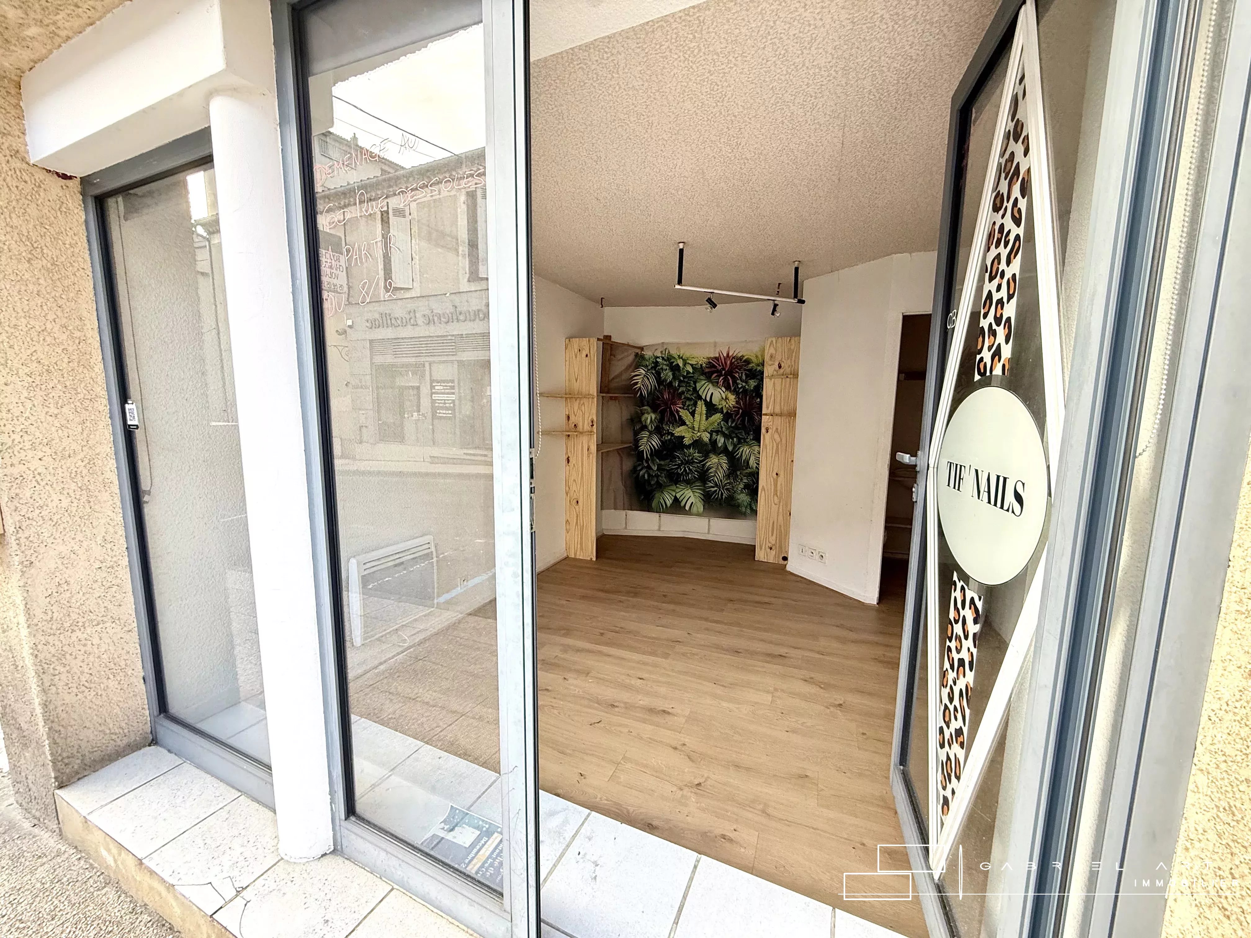 Agence immobilière de 
