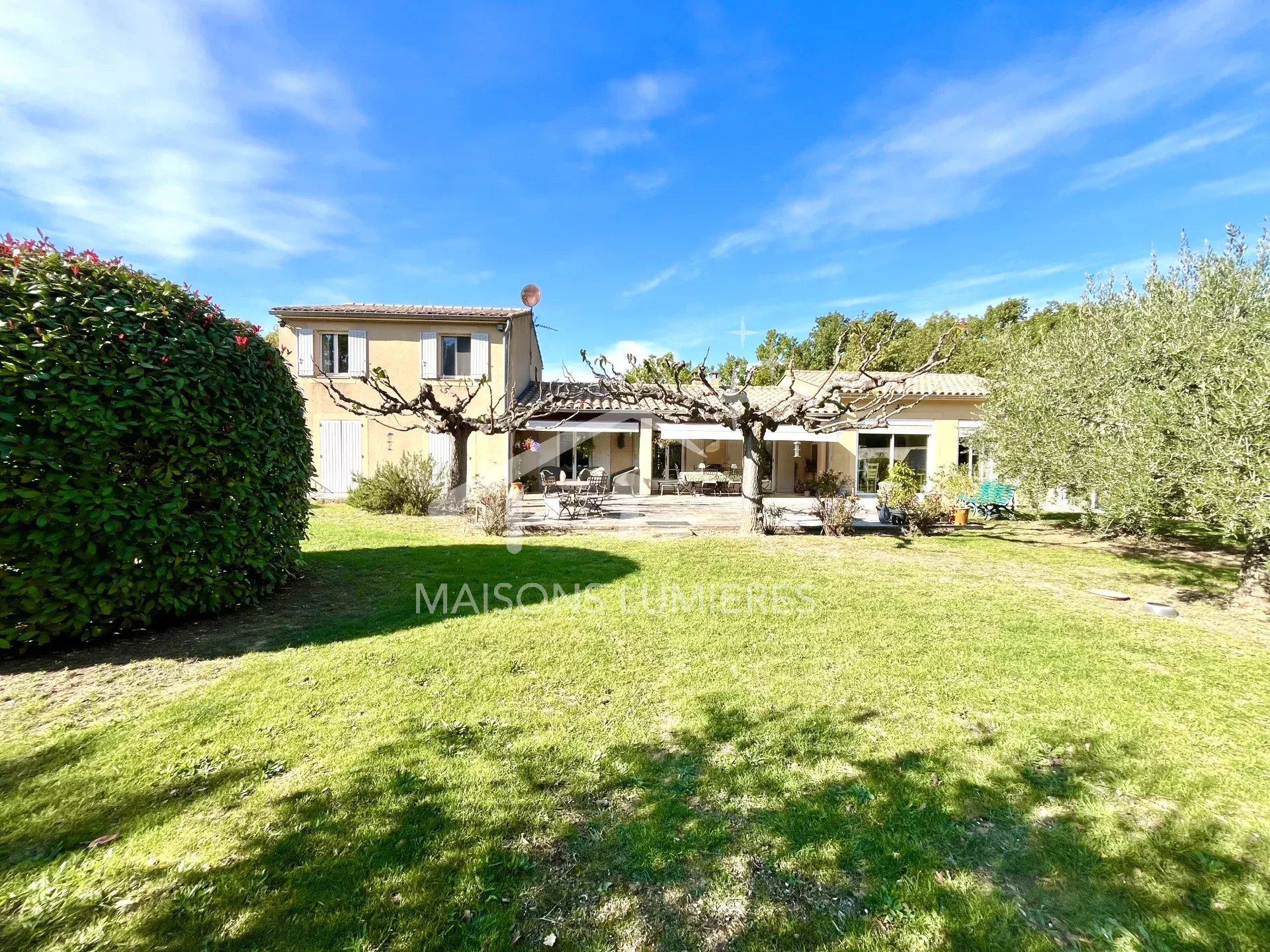 Agence immobilière de Maisons Lumières