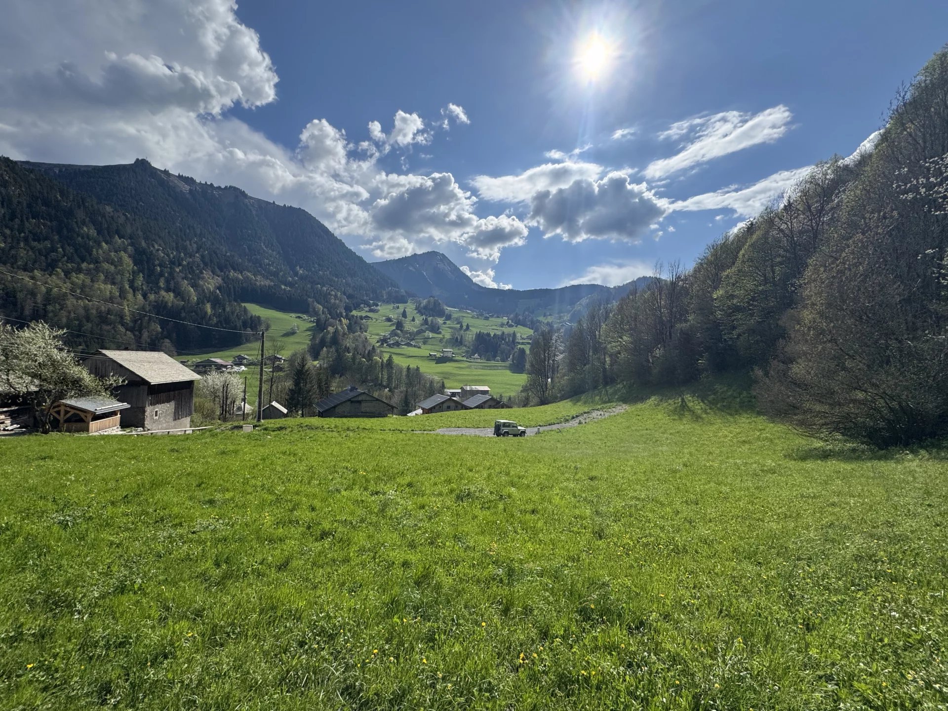 TERRAIN VUE MONTAGNES - Abondance