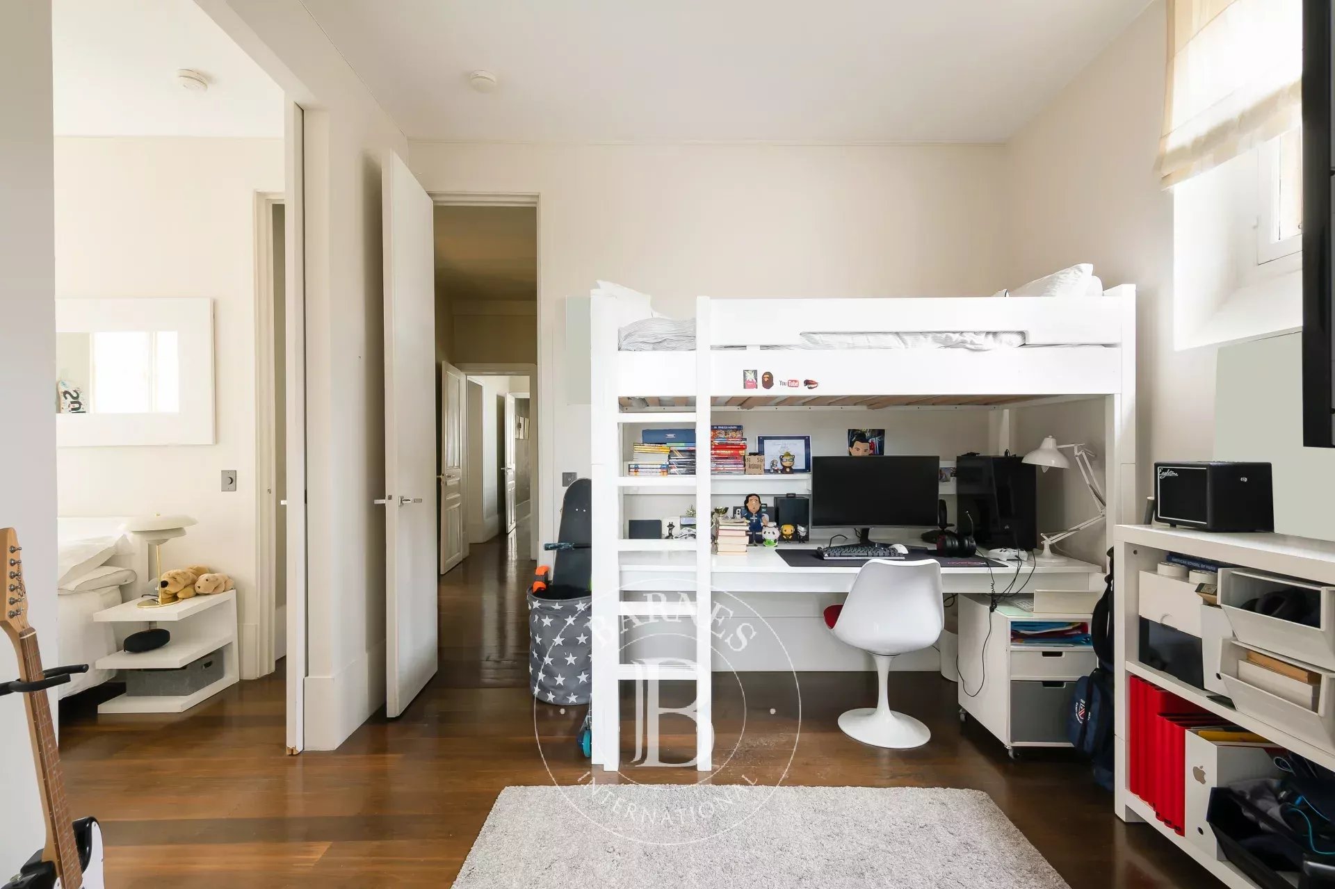 Paris  - Apartment 4 Bedrooms - picture 10