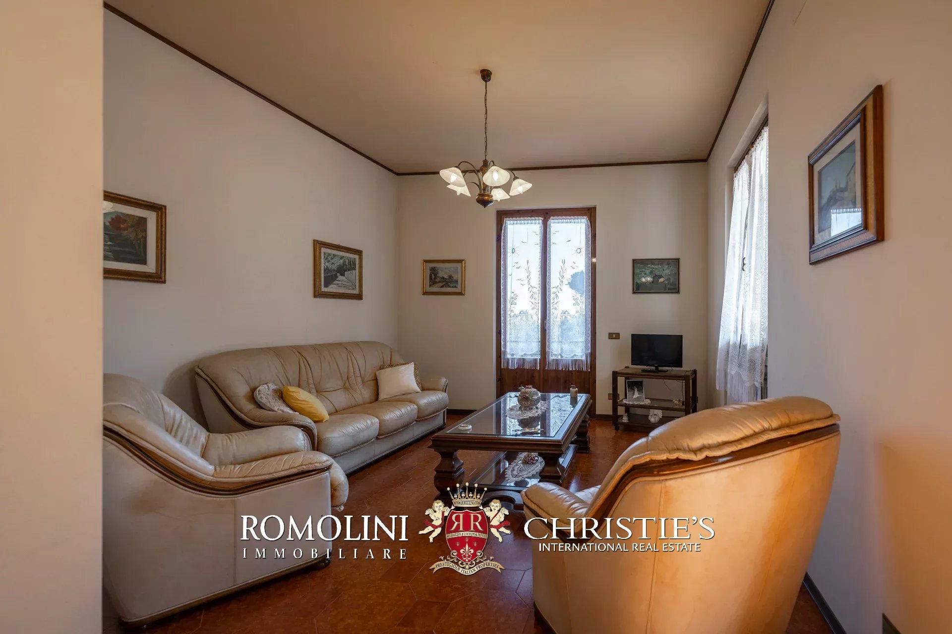 3 Bedroom Villa/Townhouse's Image 27