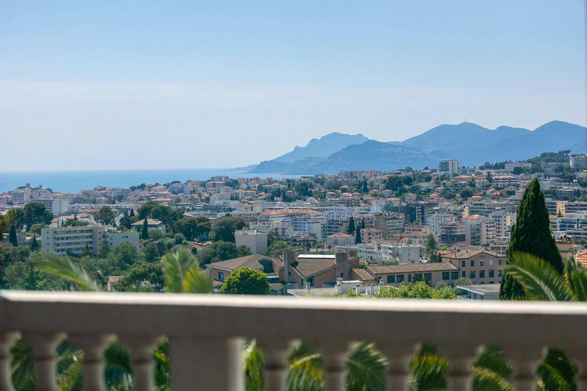 Sale Apartment Le Cannet Mairie