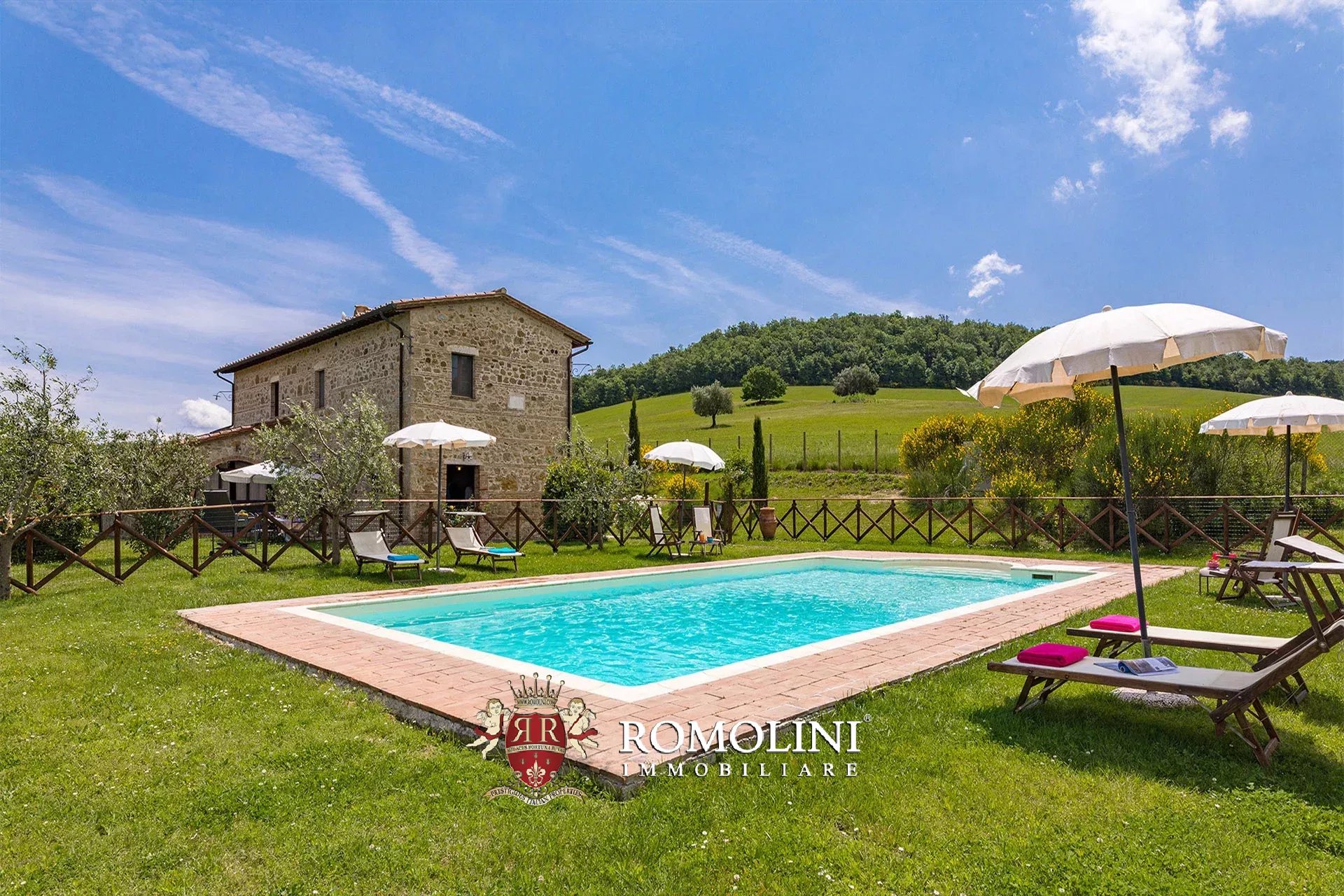 4 Bedroom Villa/Townhouse's Image 9