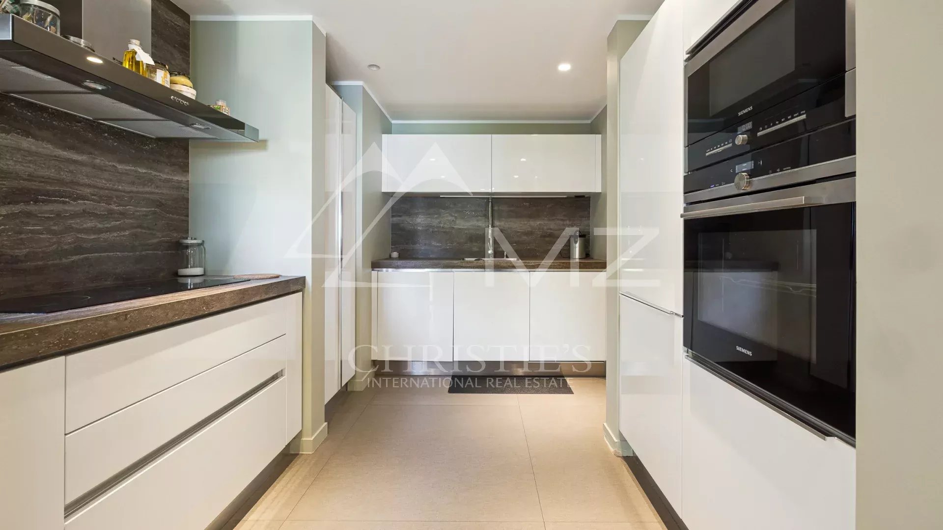 3 Bedroom Apartment/Flat's Image 7