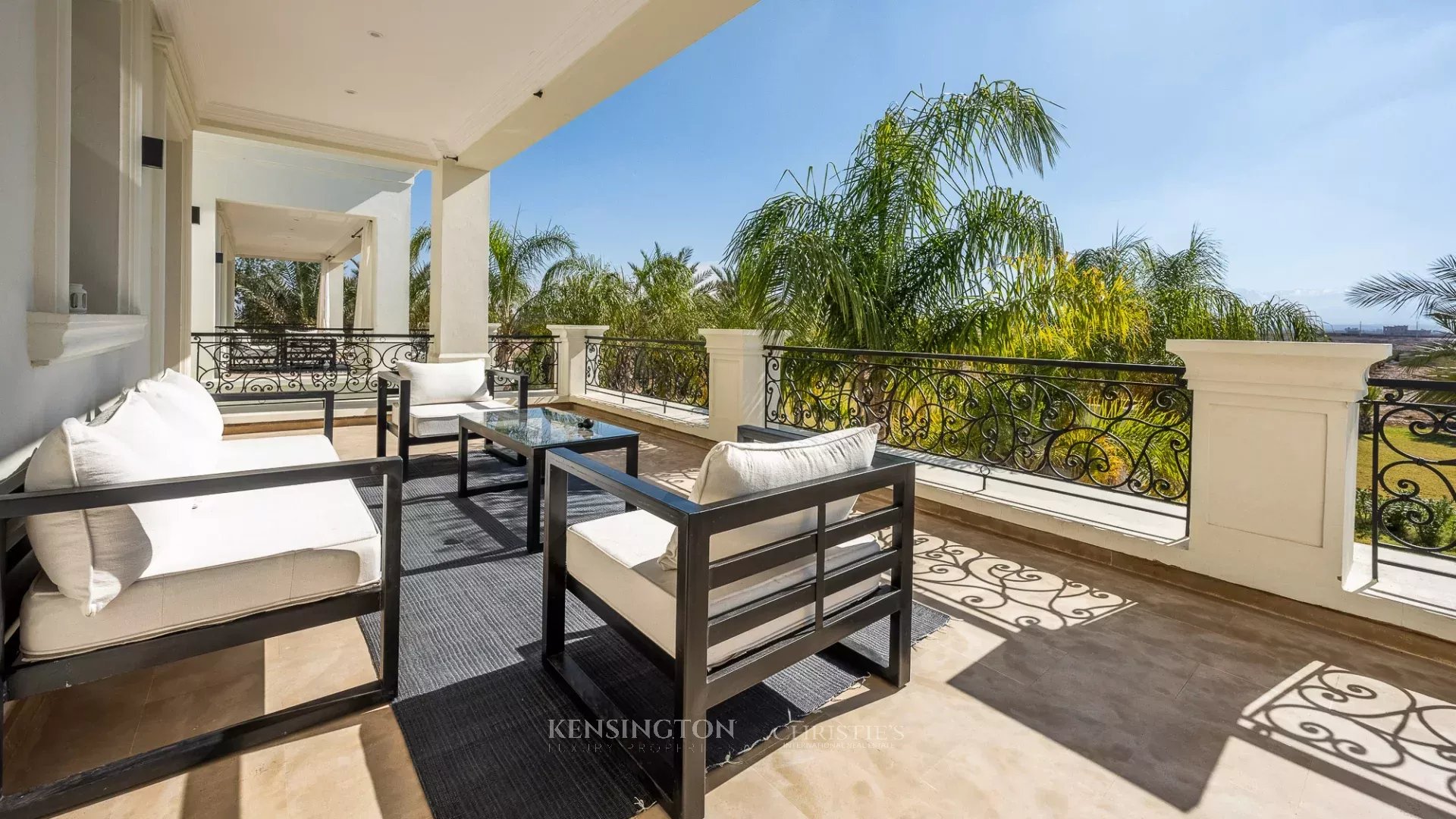 5 Bedroom Villa/Townhouse's Image 11