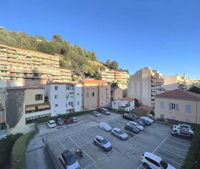 PER LA VENDITA - STUDIO 20M2 TERRASSSE SPECIAL INVESTISSEUR