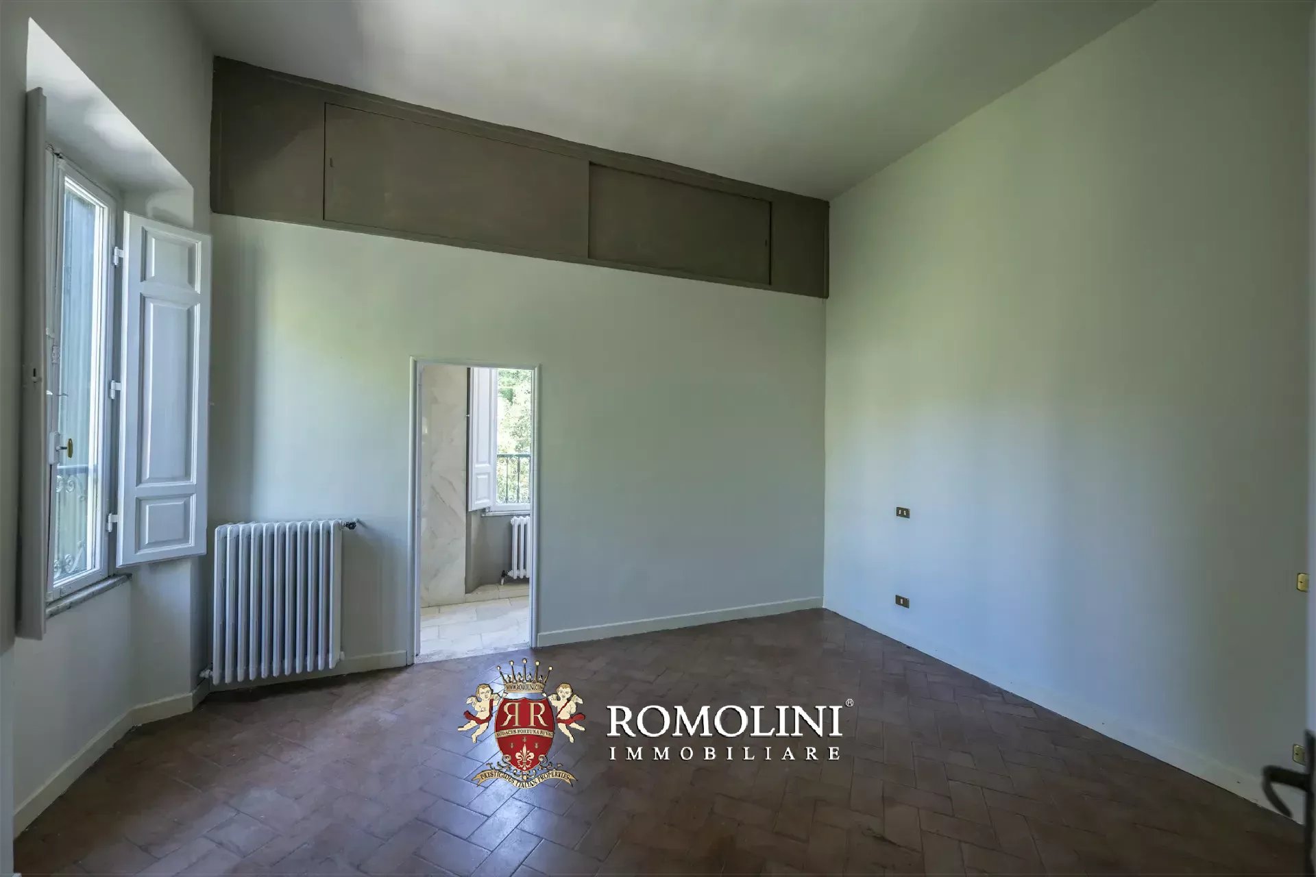 8 Bedroom Villa/Townhouse's Image 60