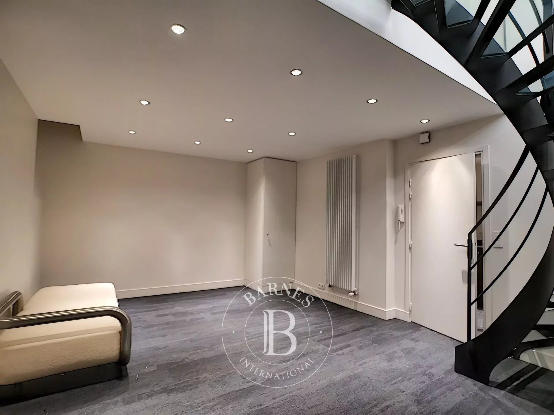 Daire Paris 9ème - picture 23