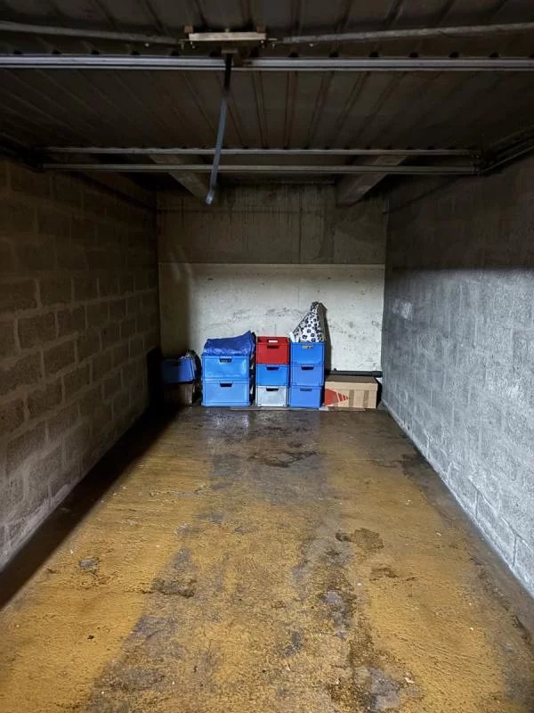 Box fermé sécurisé – Quai Gillet 4ième –sous-sol