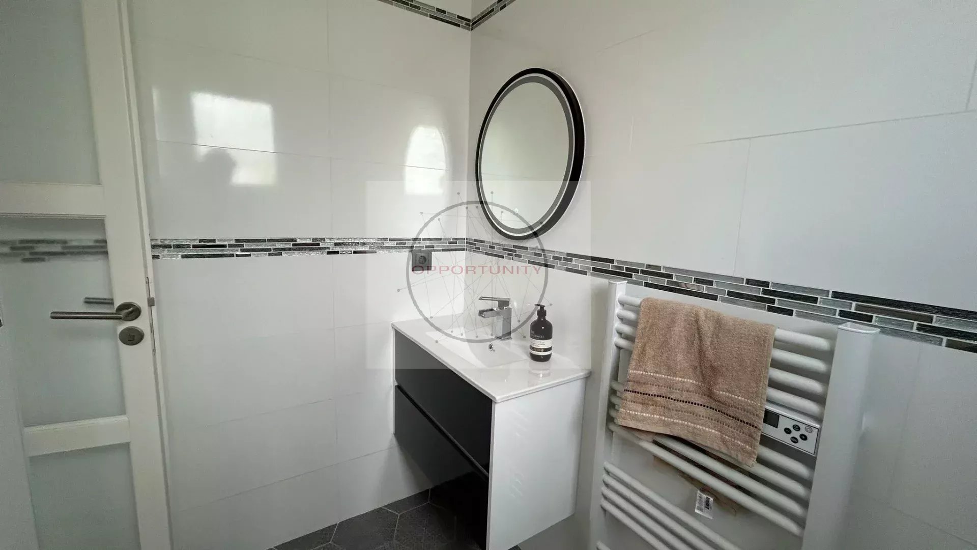 Très belle maison de 185 m² au sol sur parcelle de 316 m² — photo 17