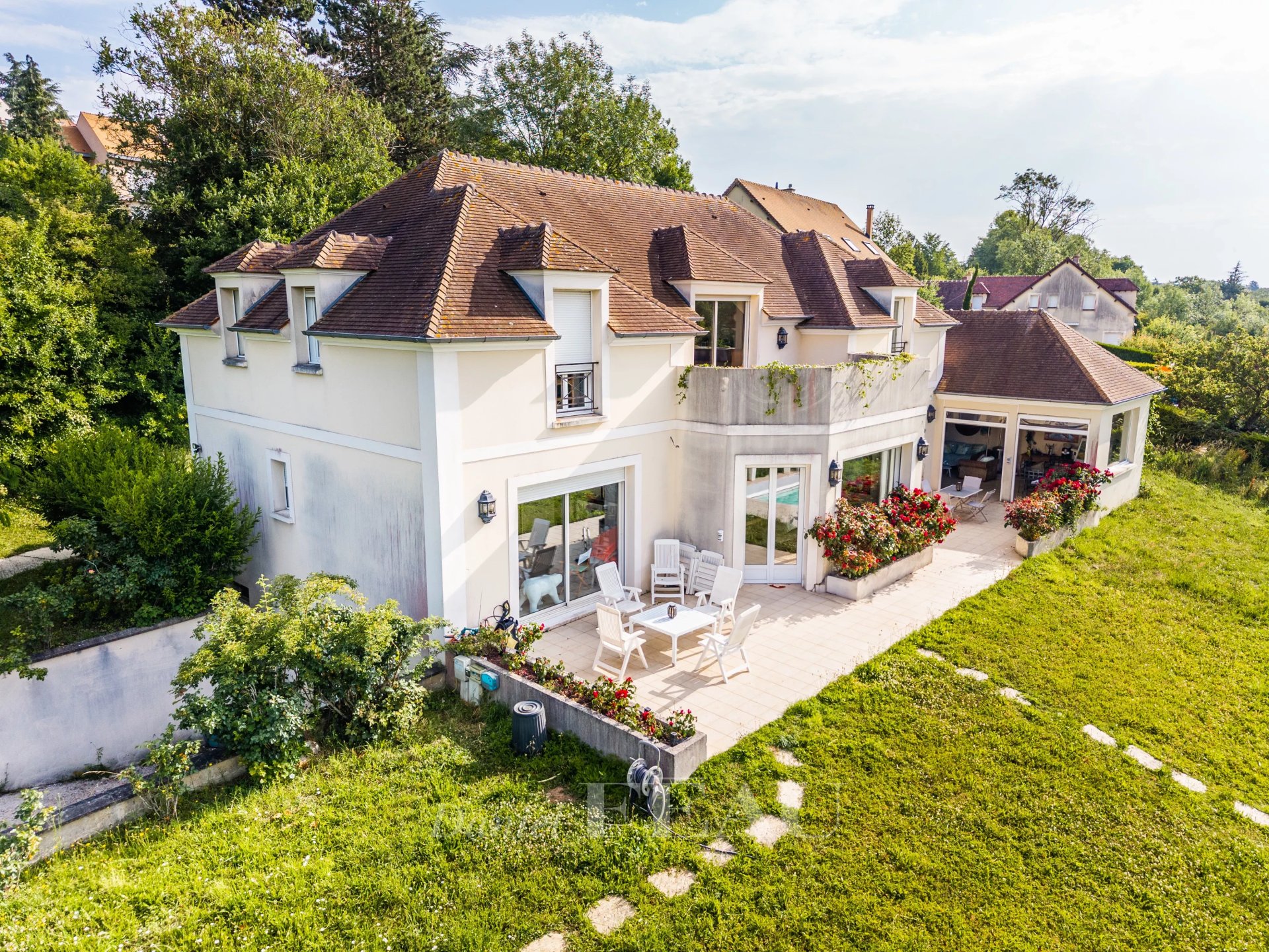 5 Bedroom Villa/Townhouse's Image 18