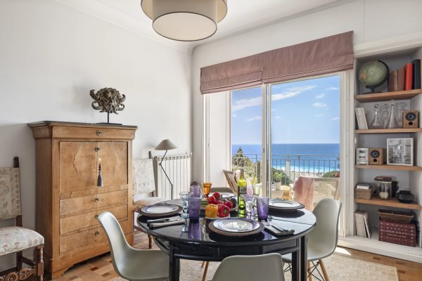 EXCEPTIONAL TOP-FLOOR APARTMENT ON AVENUE DE SUEDE — photo 4