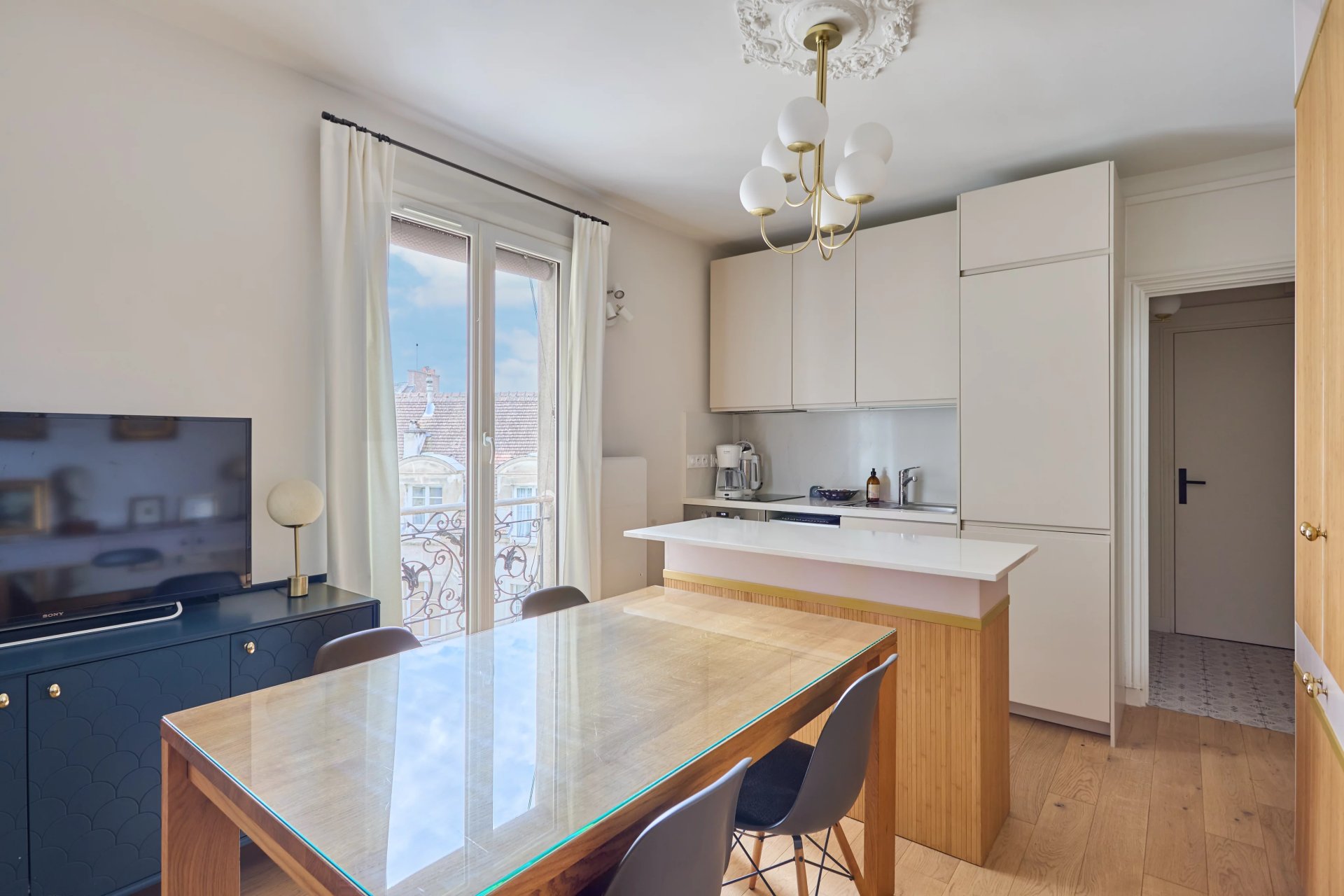 1 Bedroom Apartment/Flat's Image 6