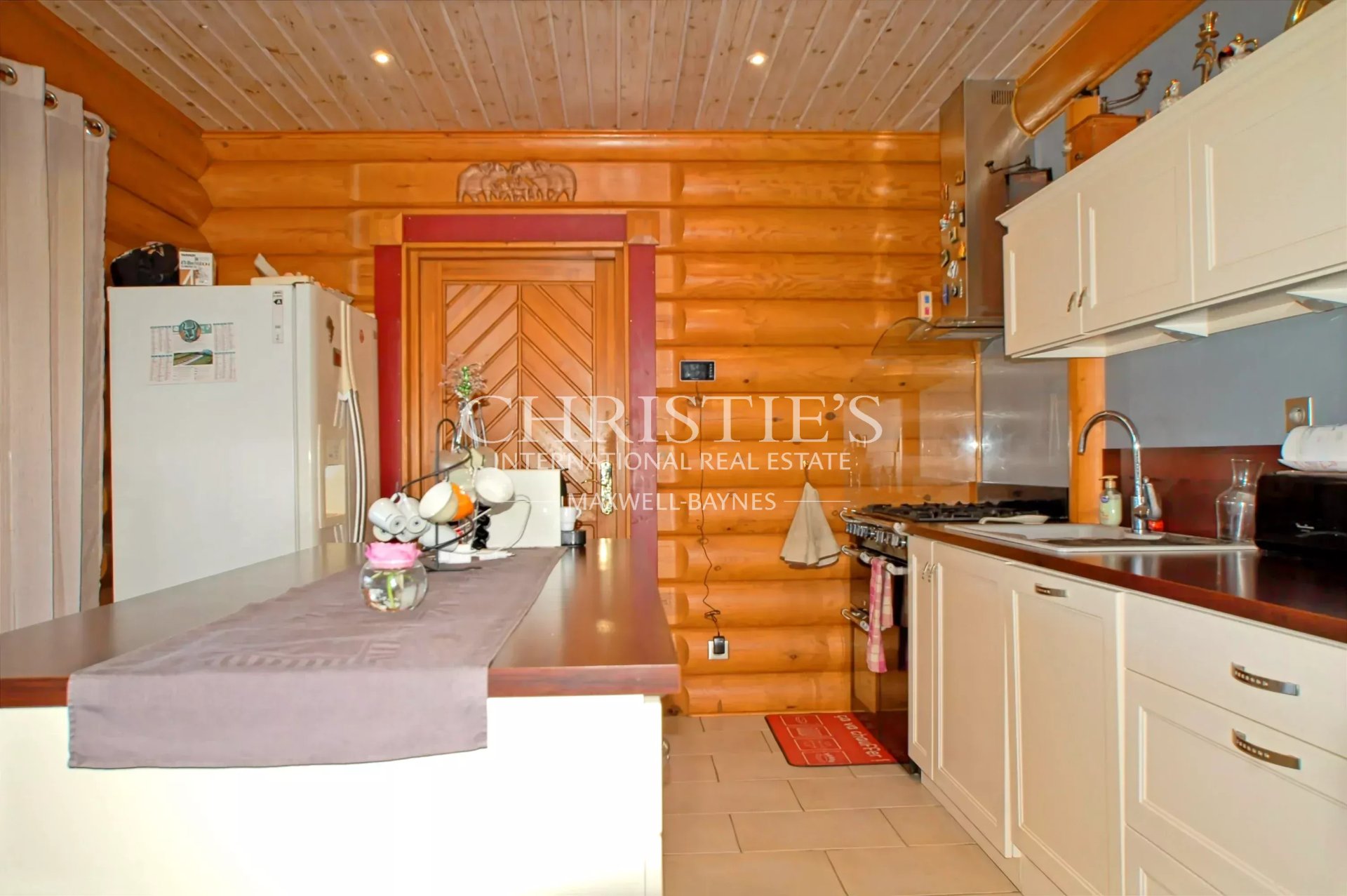 13 Bedroom Villa/Townhouse's Image 22