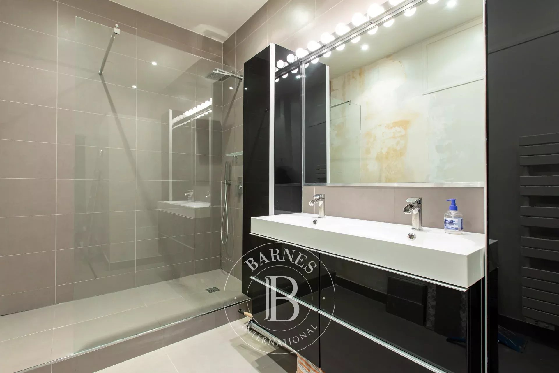 Daire Paris 1er - picture 13