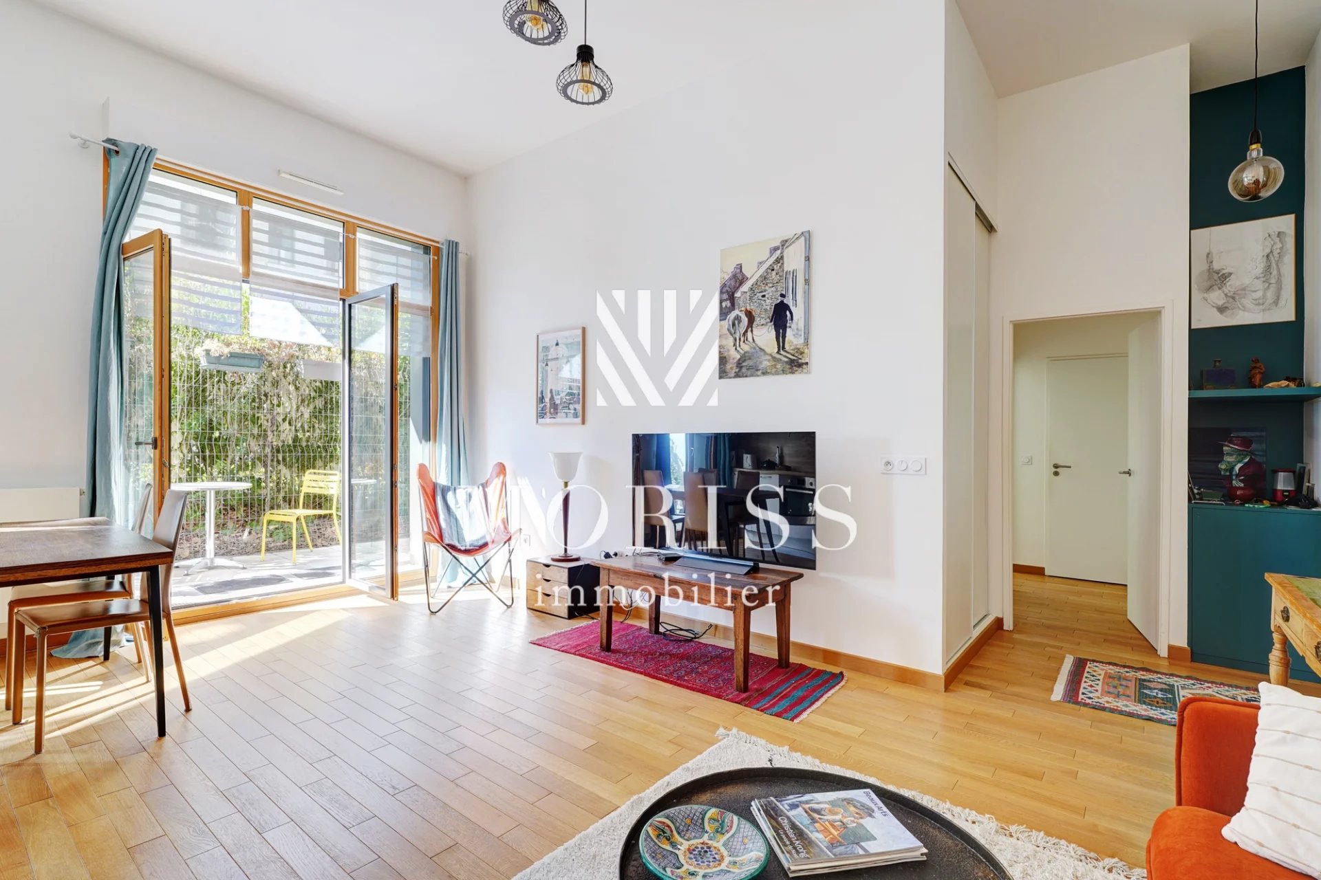 Clichy - Loft lumineux de 62 m² avec terrasse filante et parking - Image Array