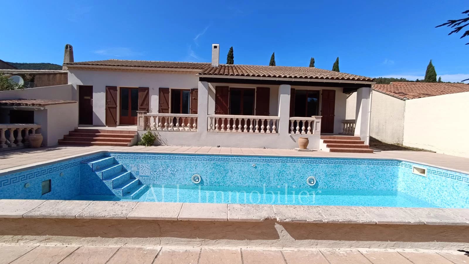 Agence immobilière de 