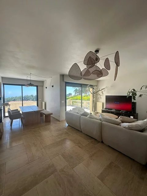 France | Villefranche Sur Mer | 3 Bedrooms | 2 Bathrooms | 144 sqm | €1,908,000 | 85296158