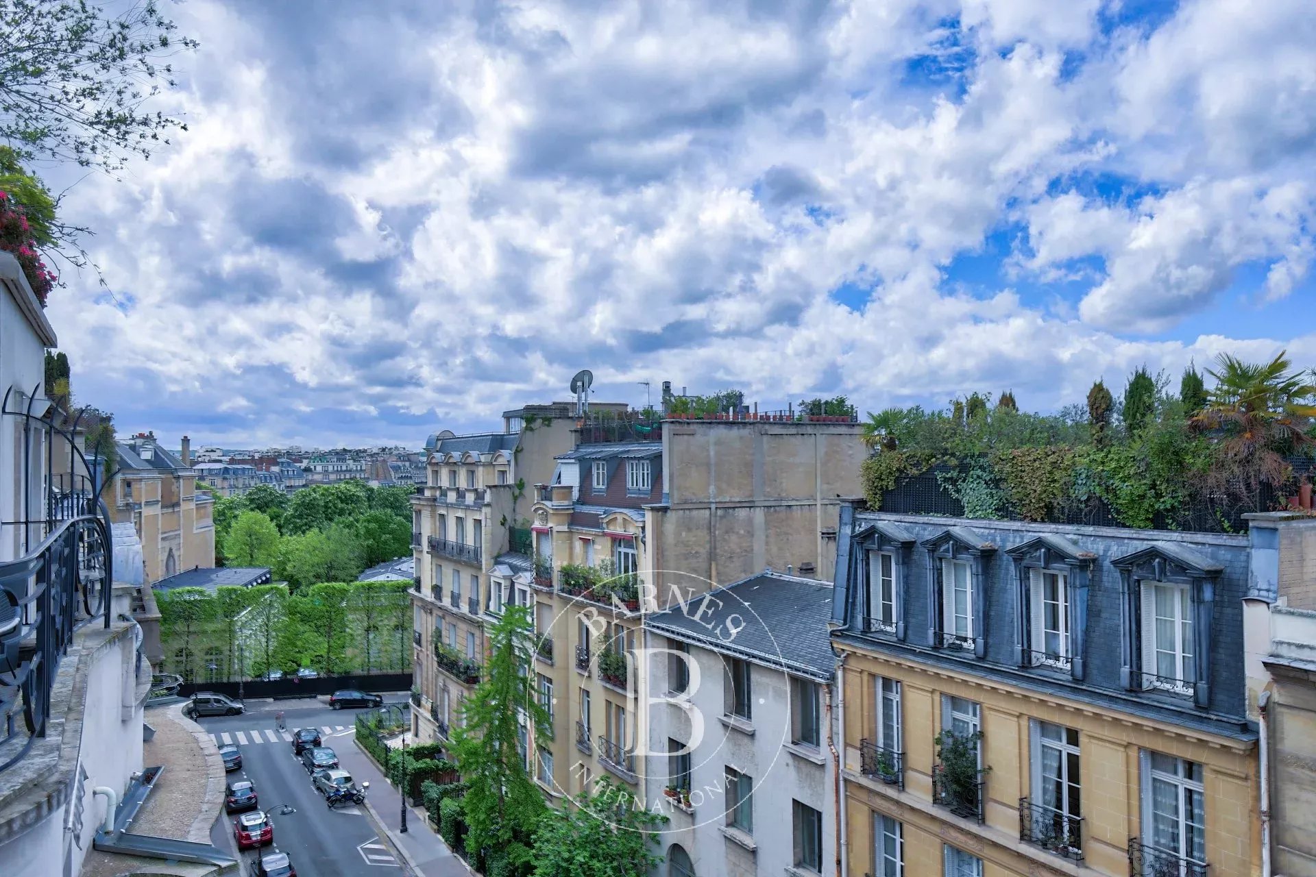 Paris  - Apartment 3 Bedrooms - picture 10