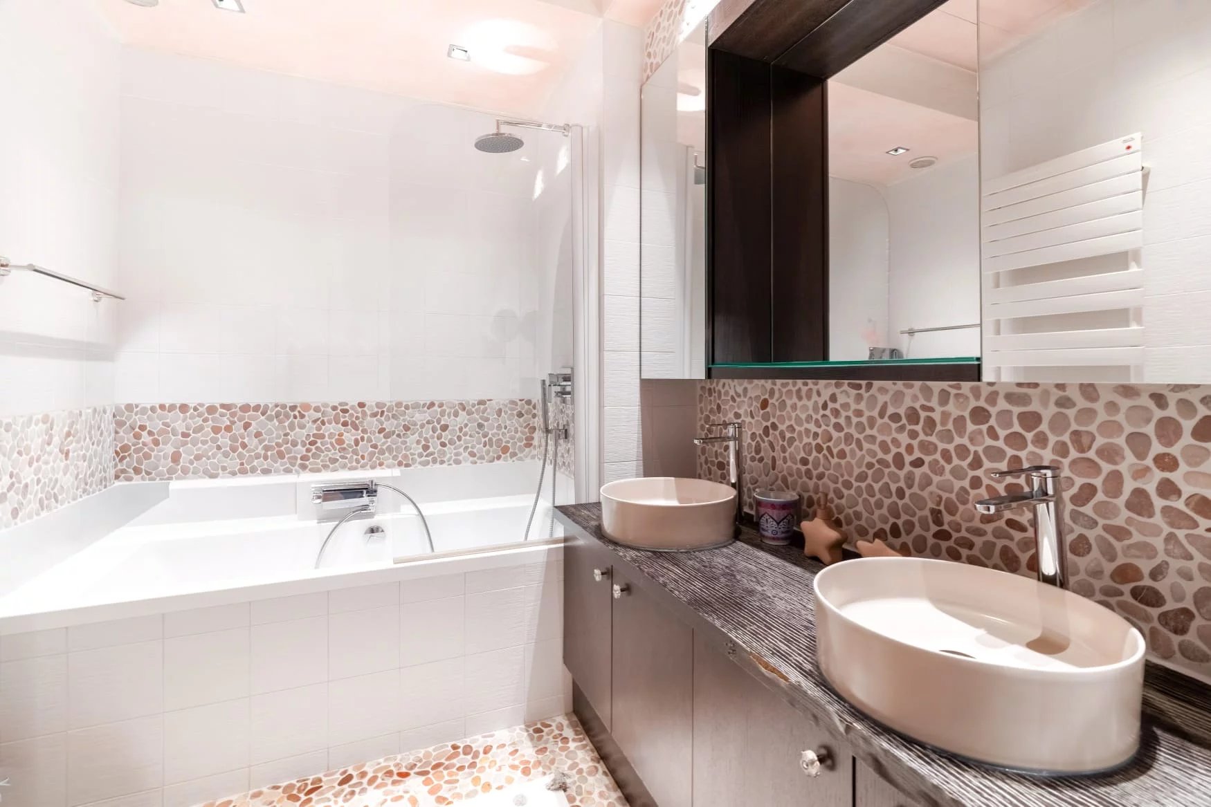 6 Bedroom Apartment/Flat's Image 9