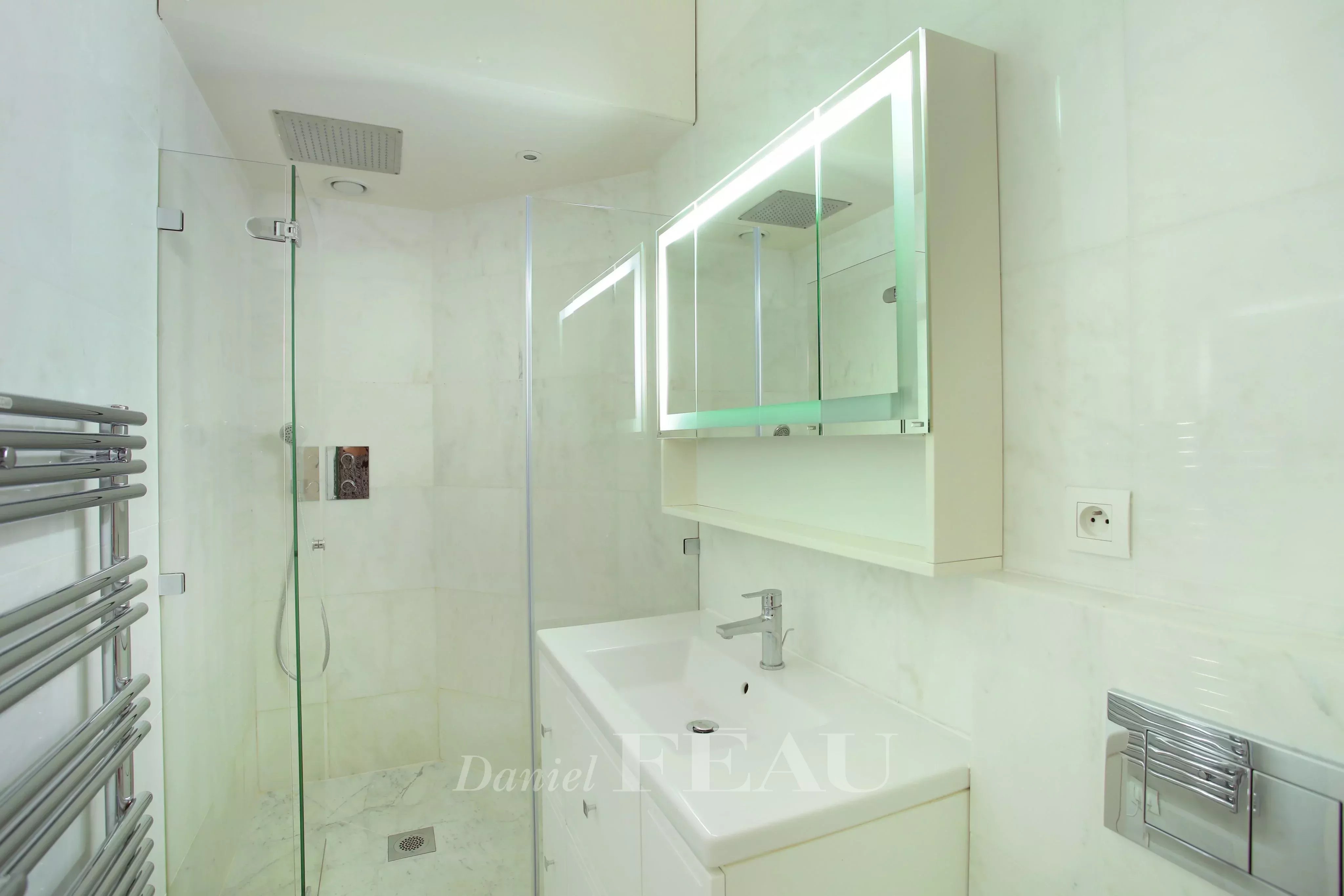 Rental Apartment Paris 16th